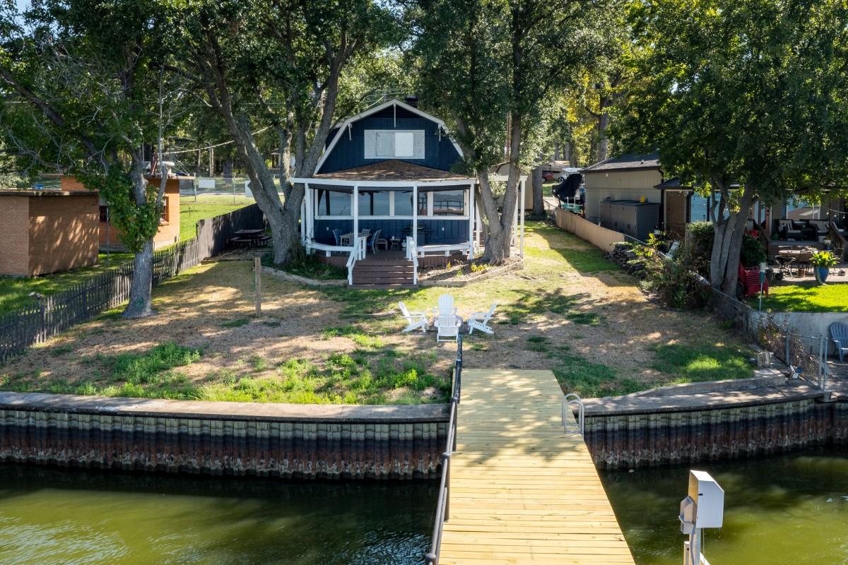 main property photo 4