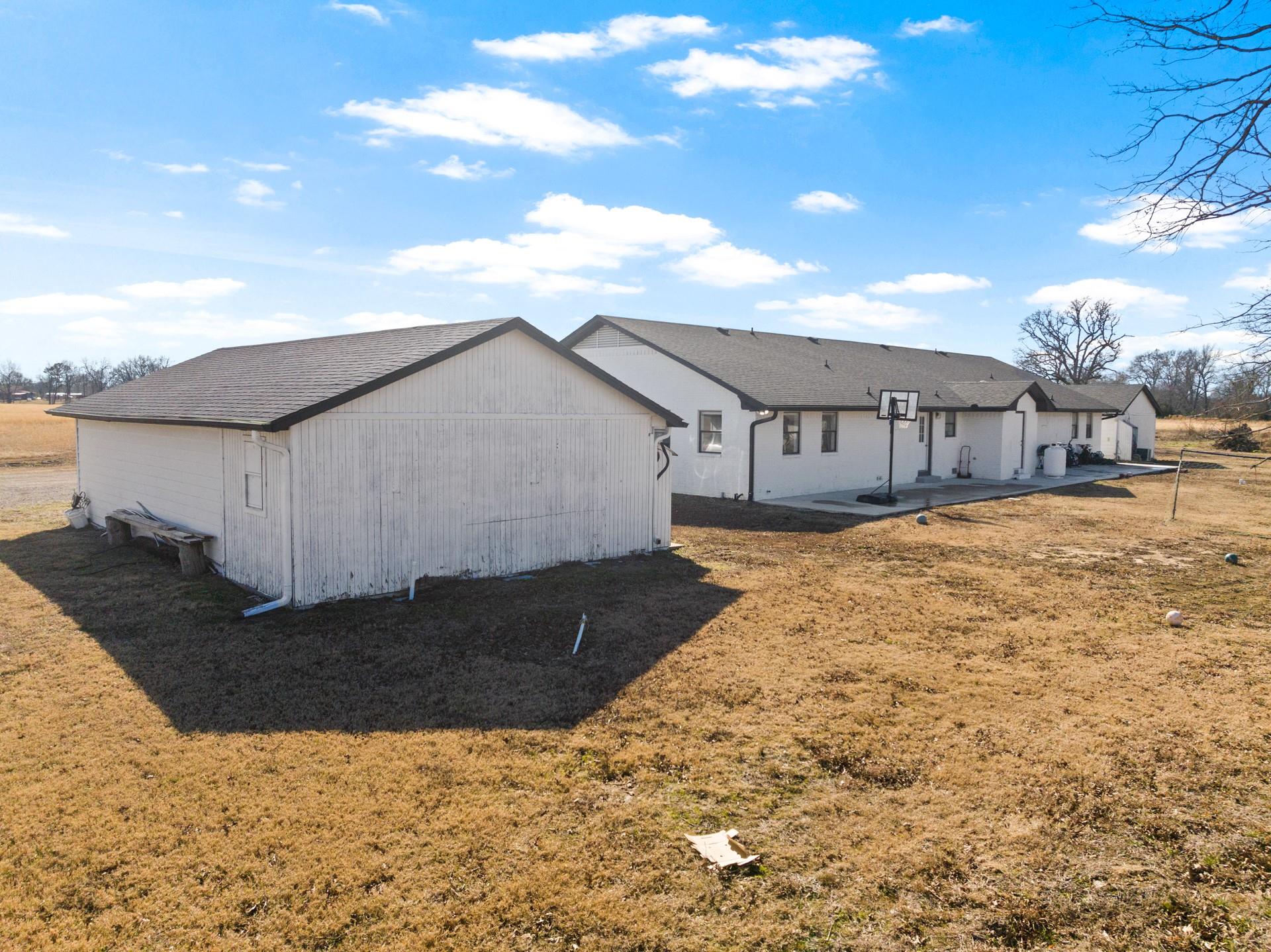 main property photo 38
