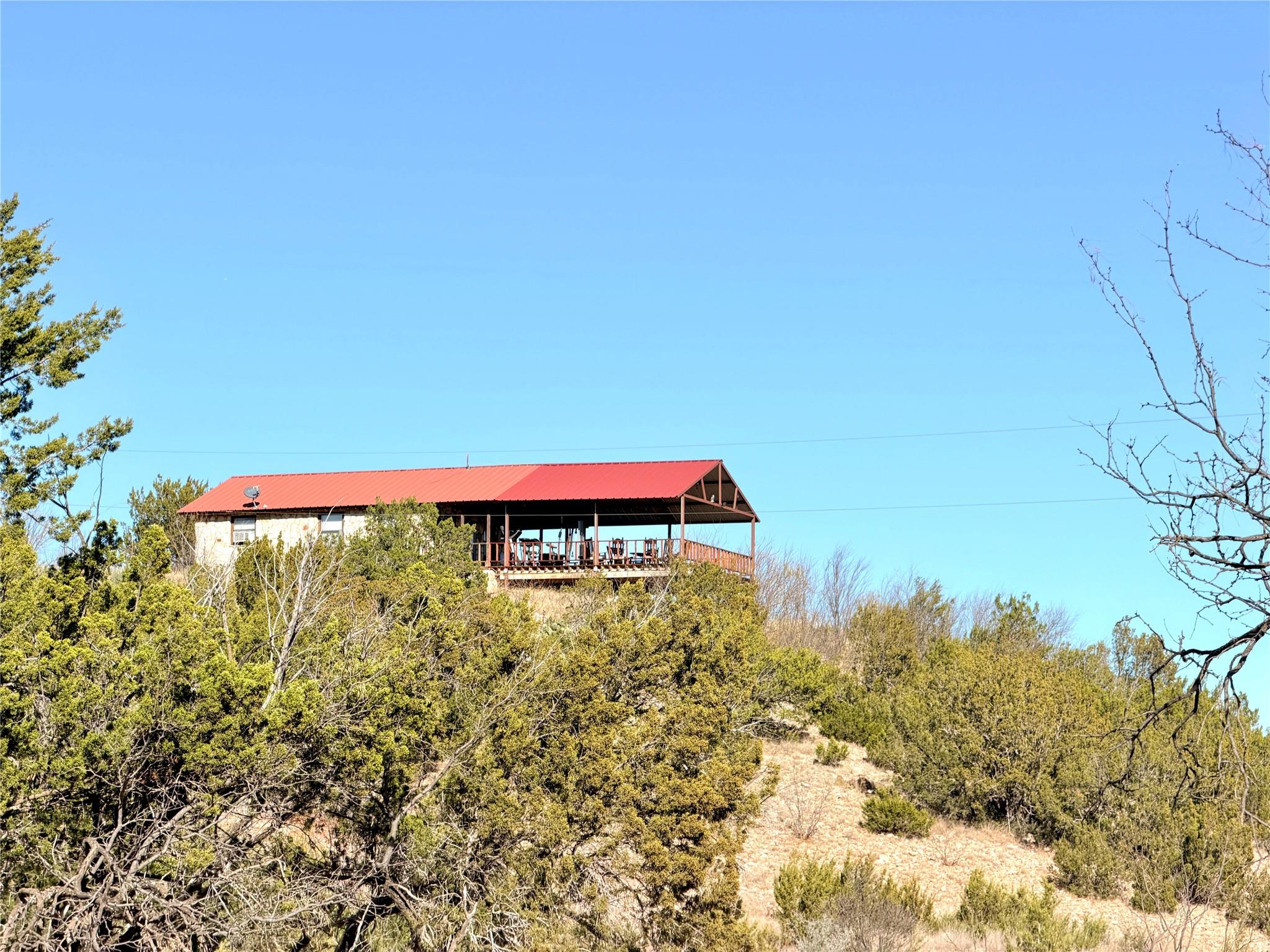 main property photo 24