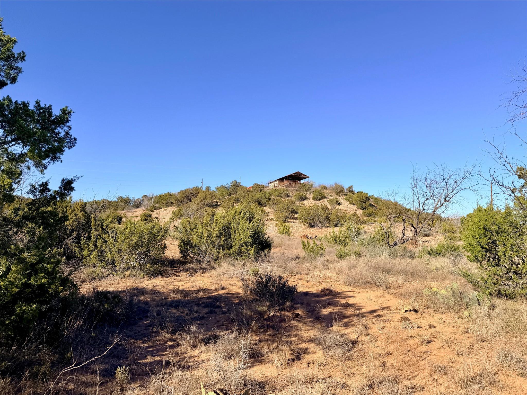 main property photo 25