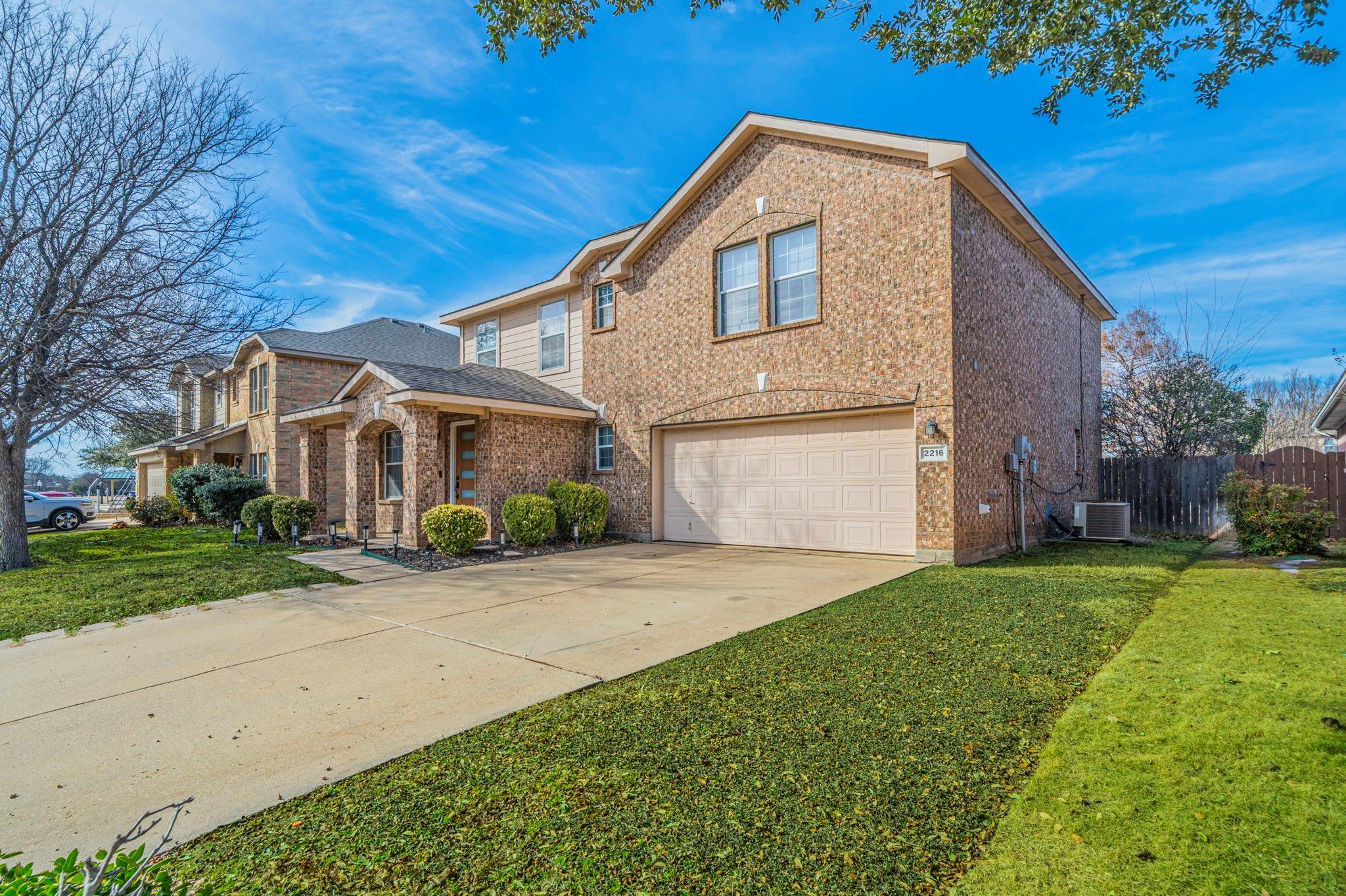 main property photo 19