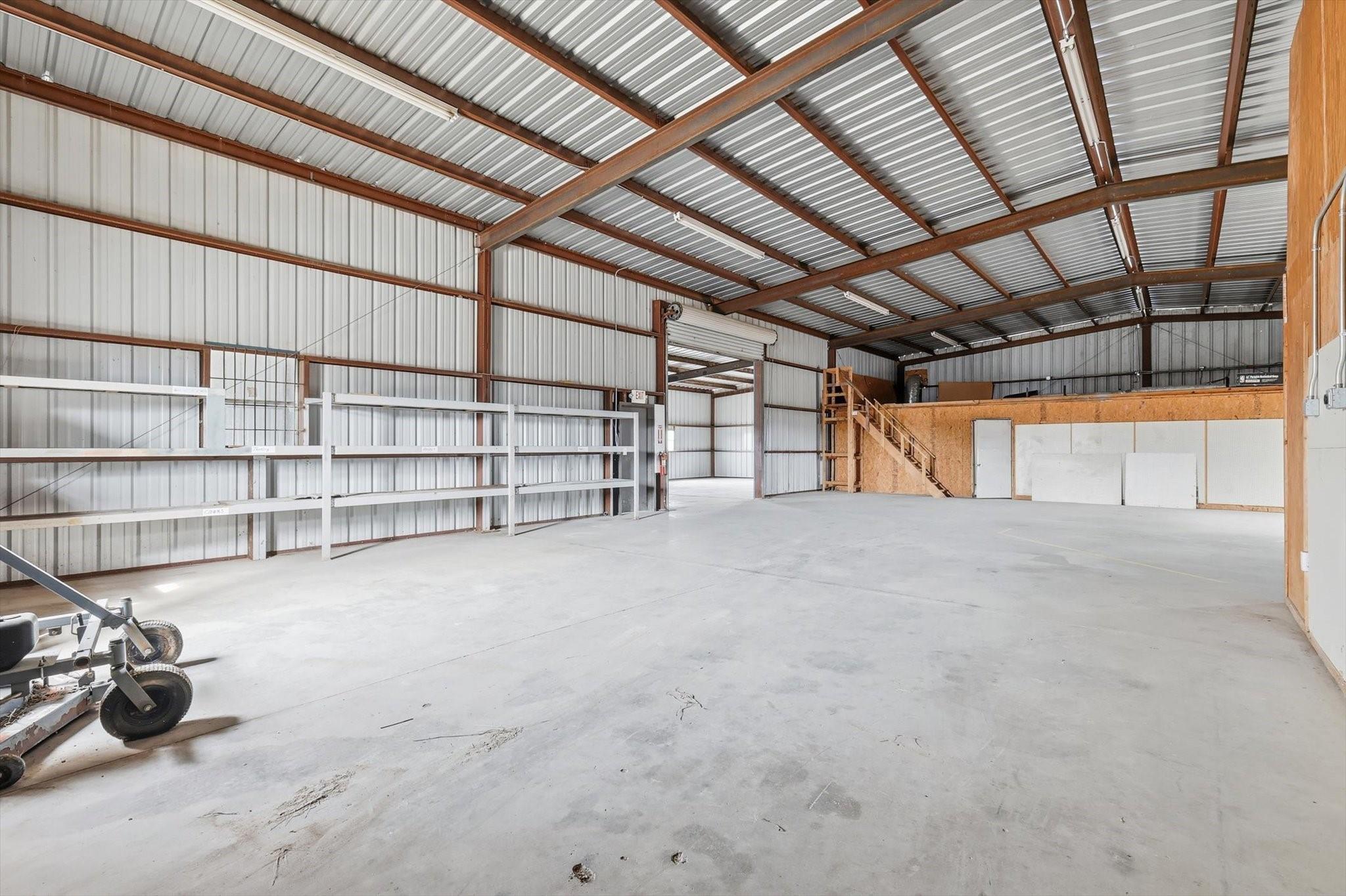 main property photo 17