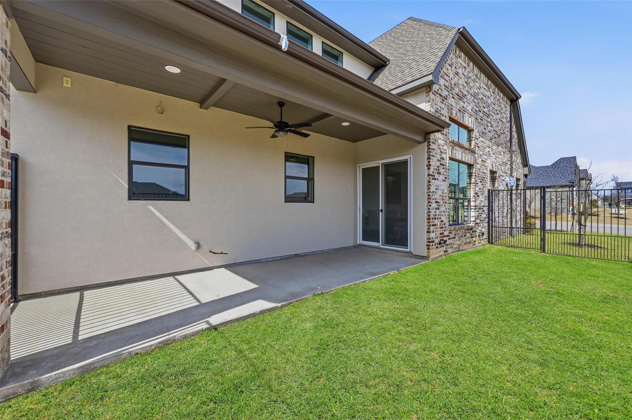 main property photo 36