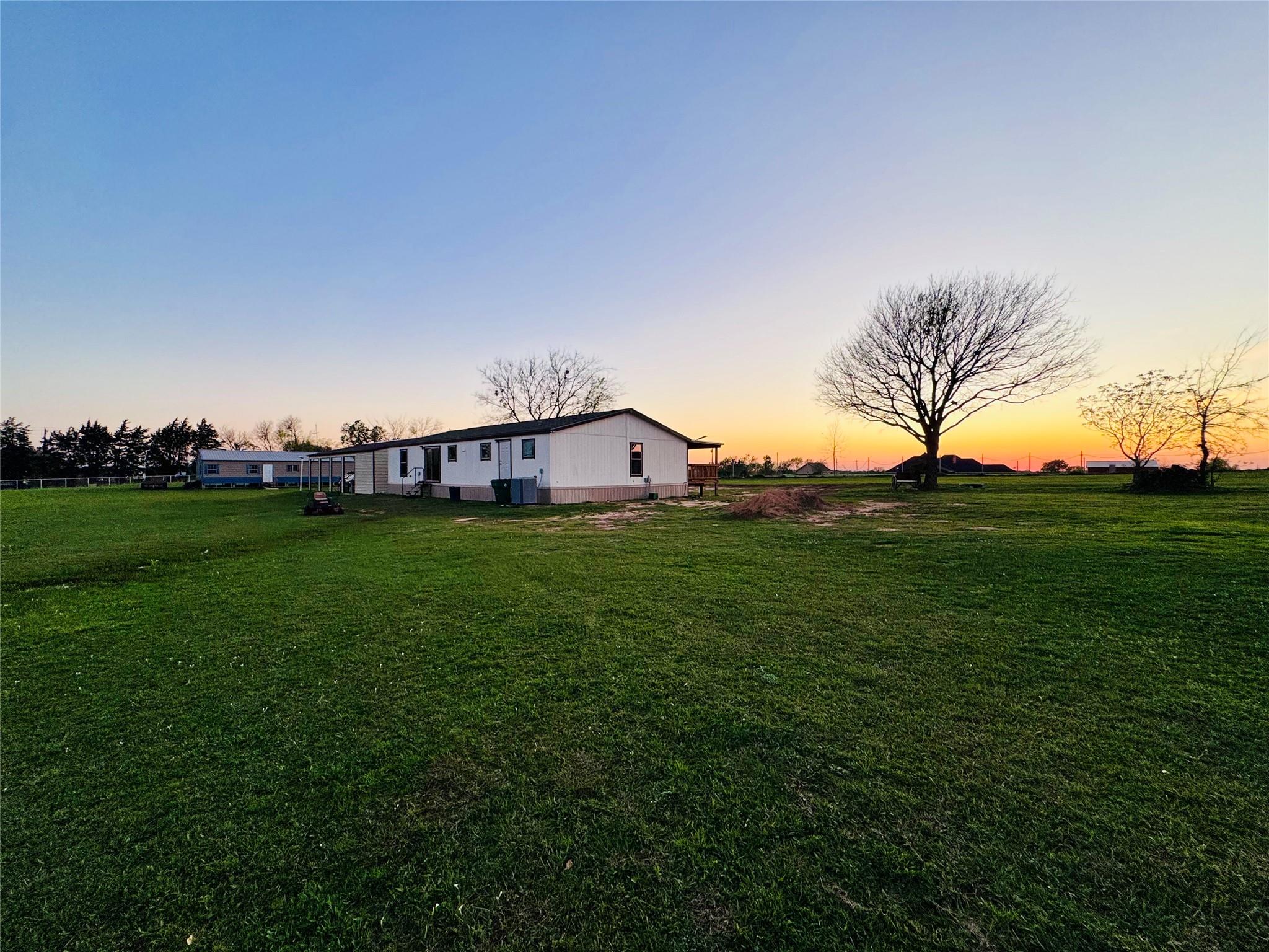 main property photo 21