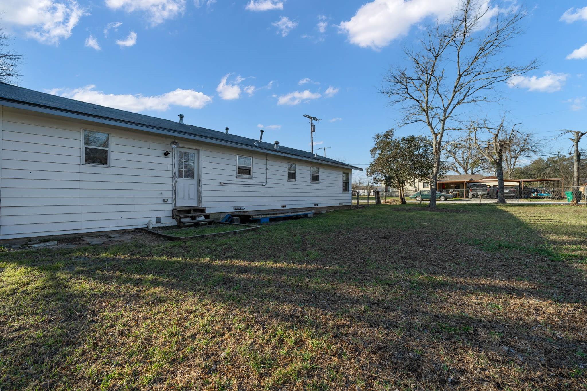 main property photo 21