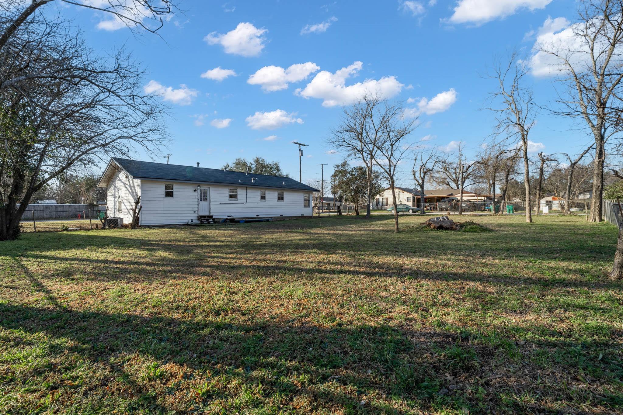 main property photo 22