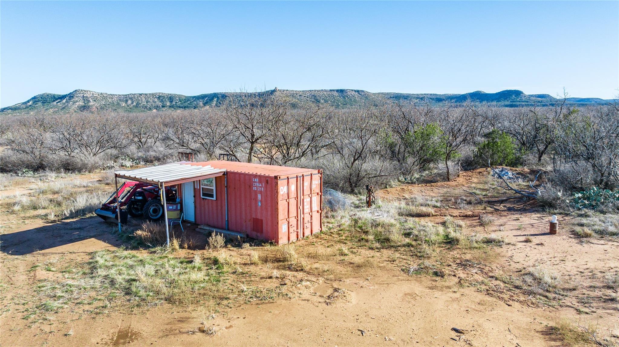 main property photo 32