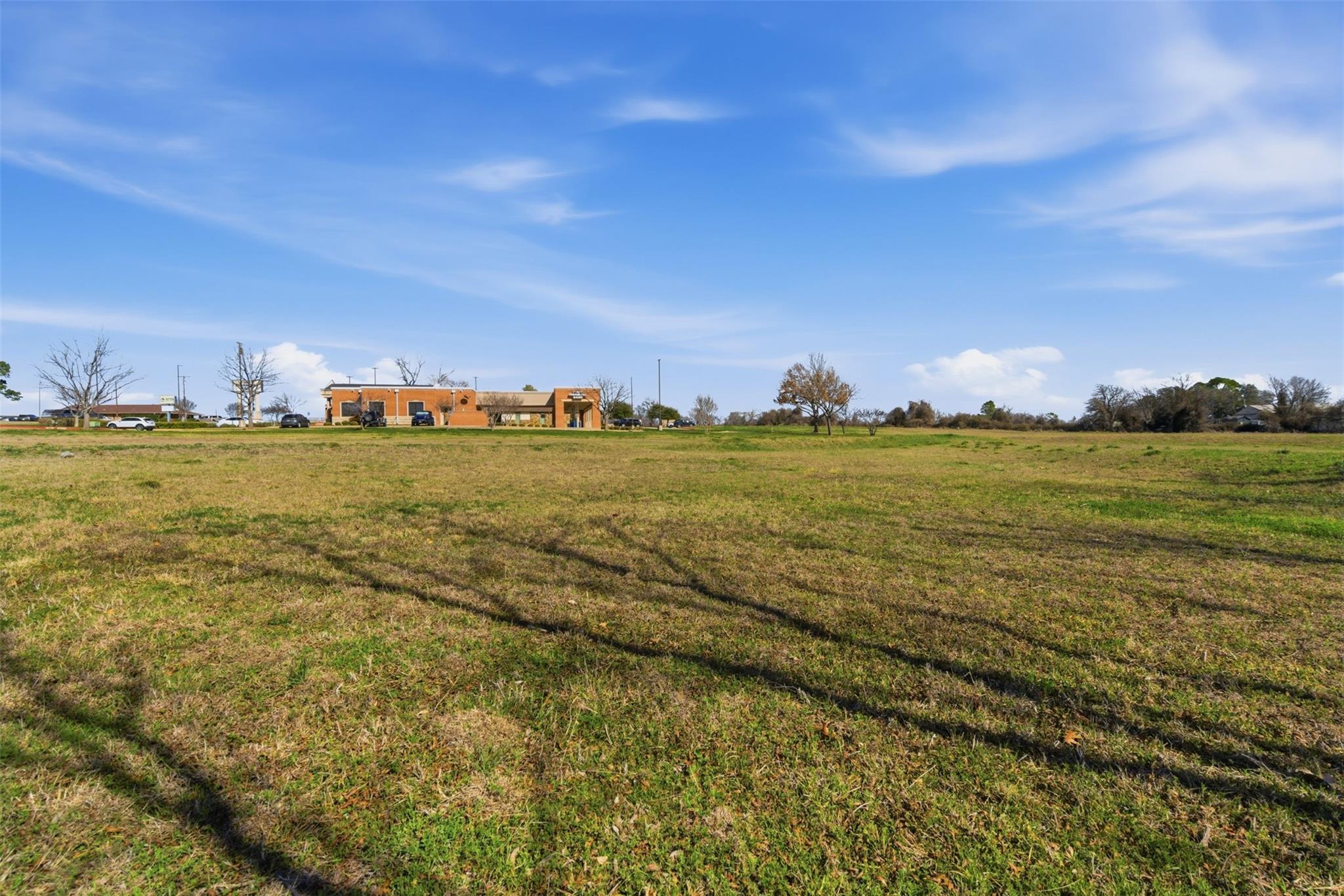main property photo 14