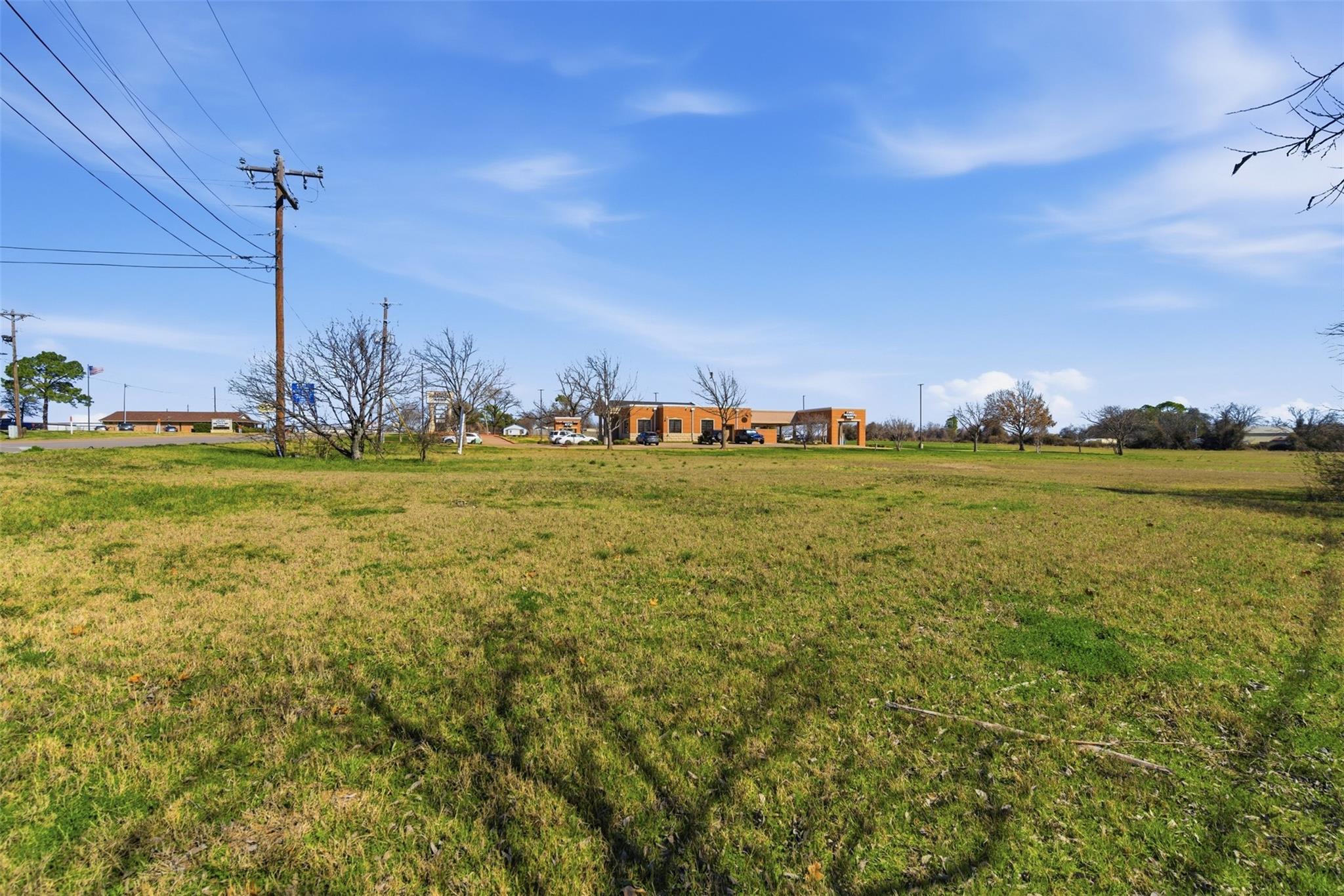 main property photo 16