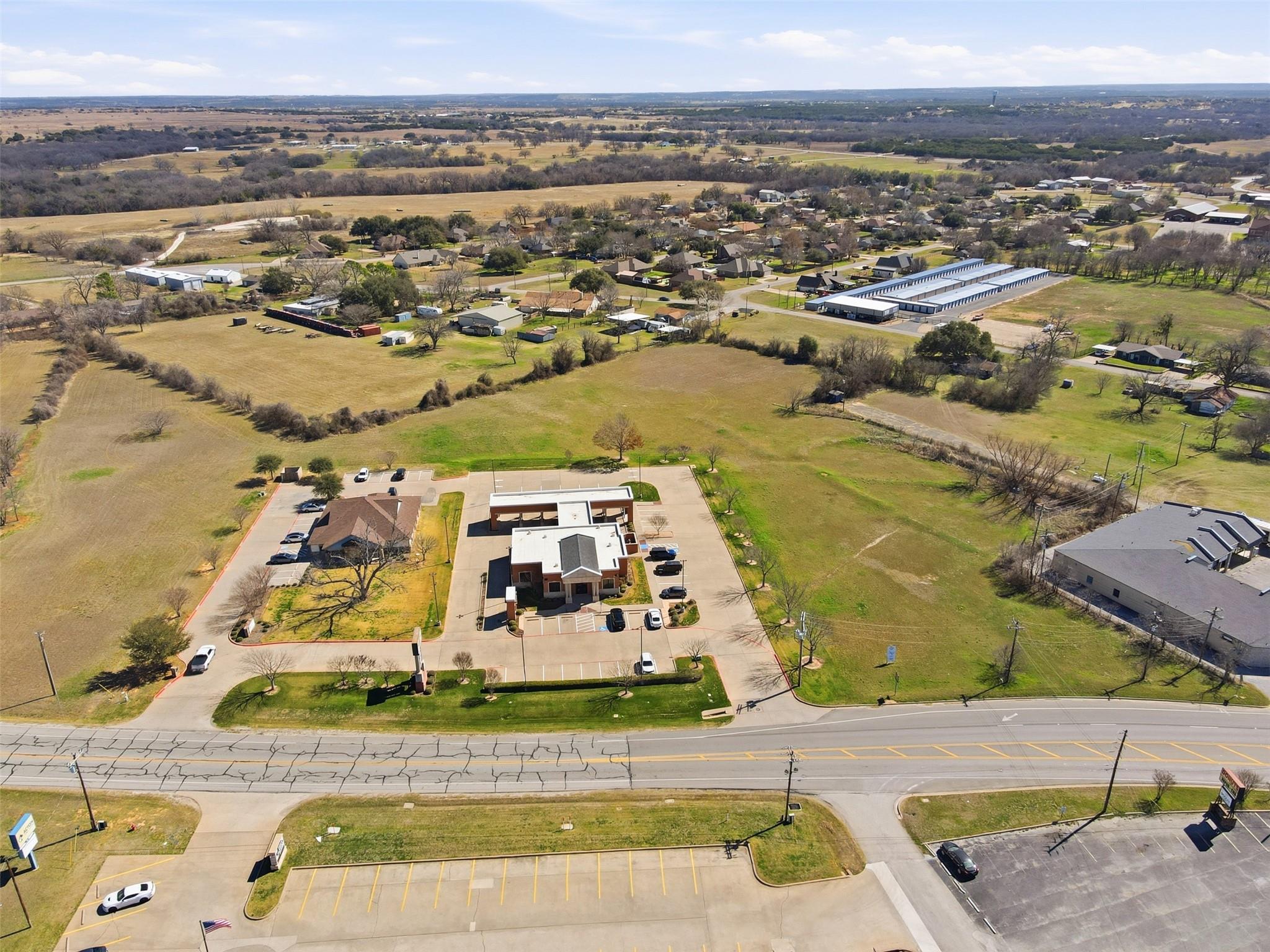main property photo 8