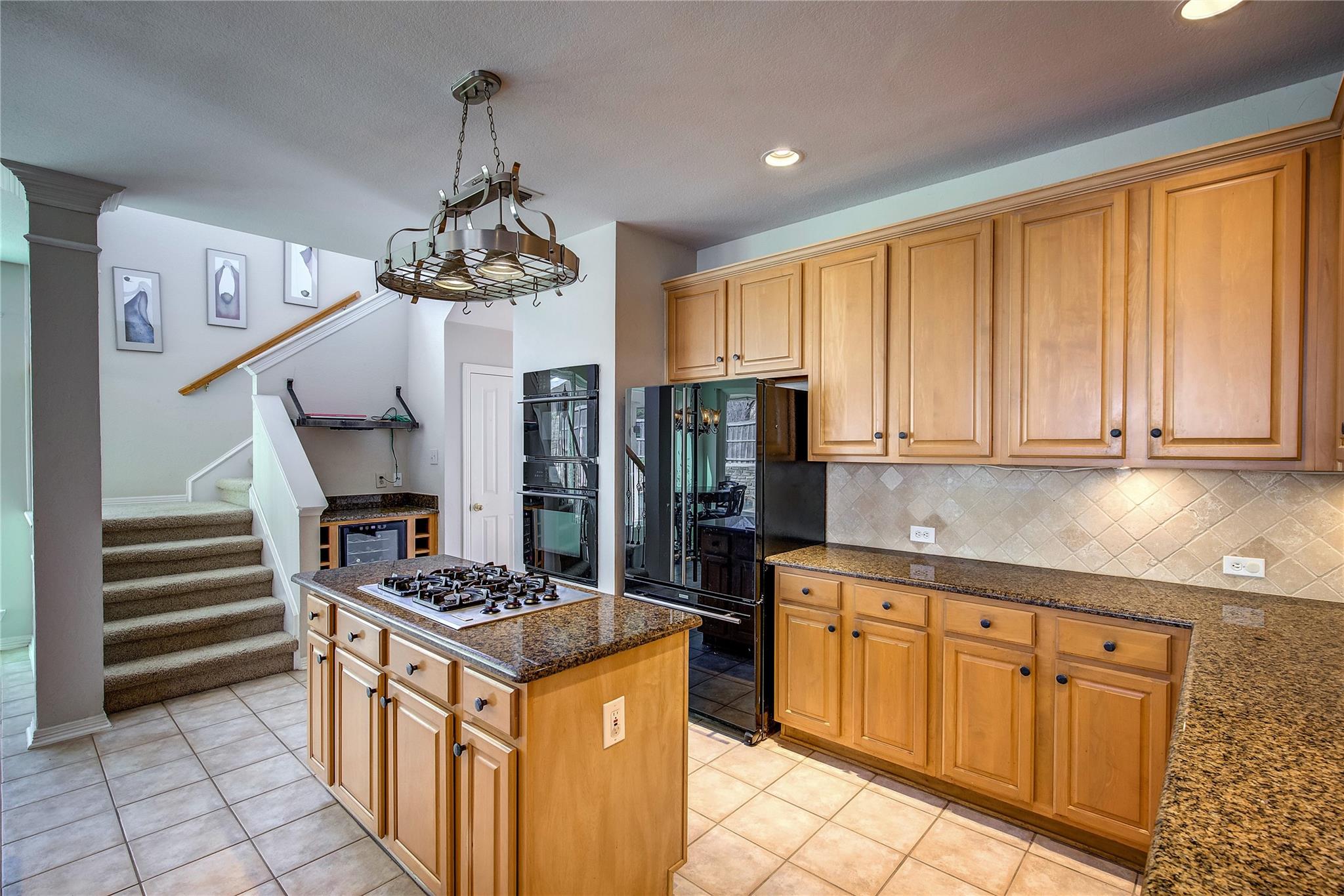 main property photo 11