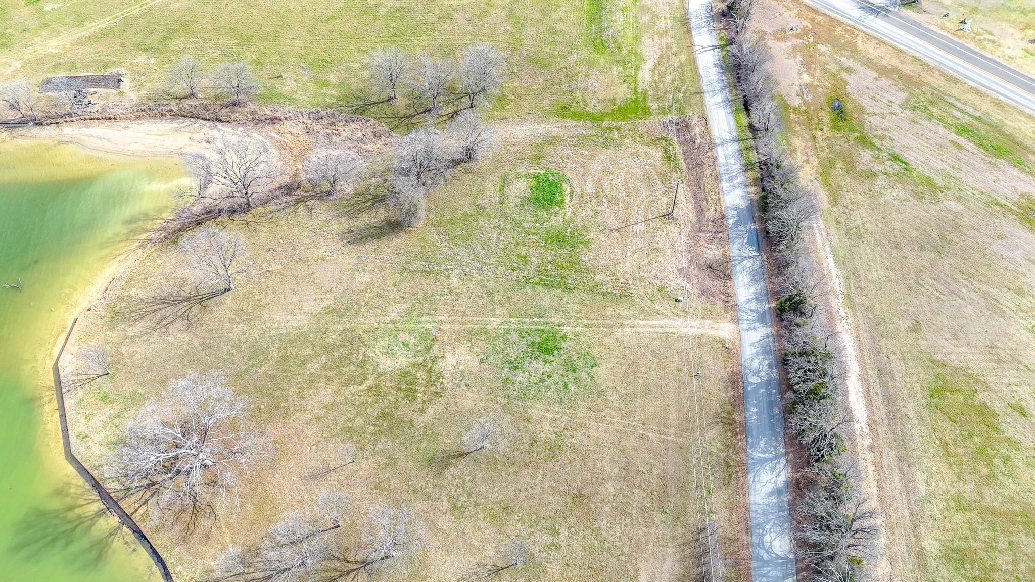 main property photo 10