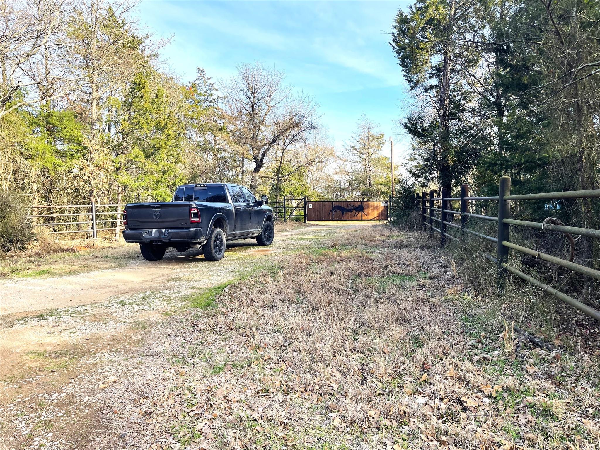main property photo 6