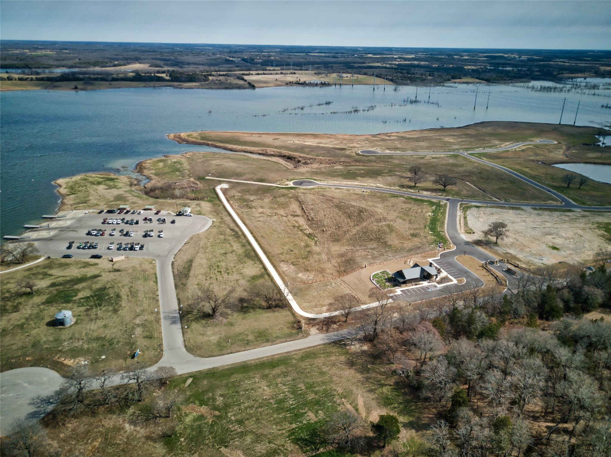 main property photo 17
