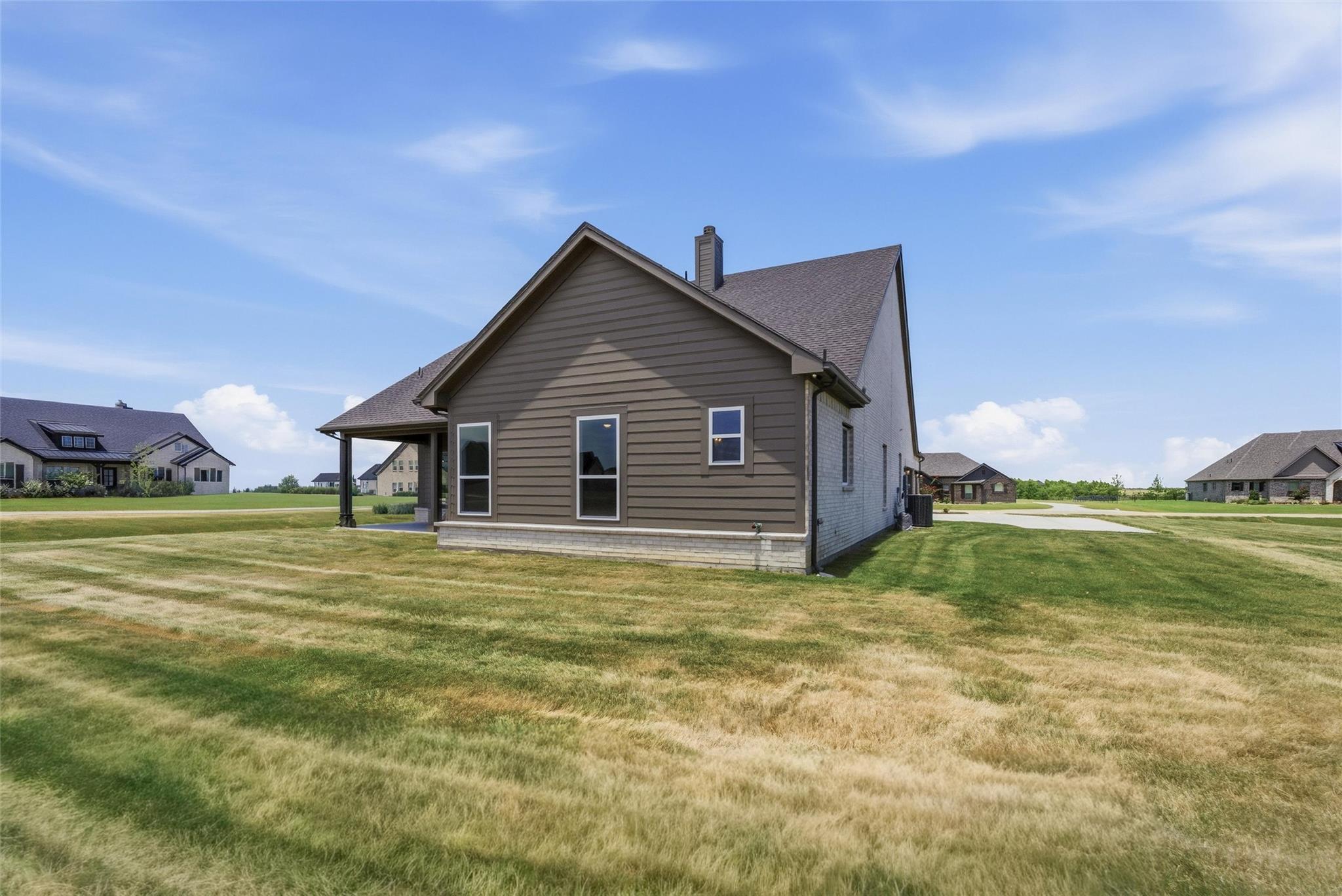 main property photo 27