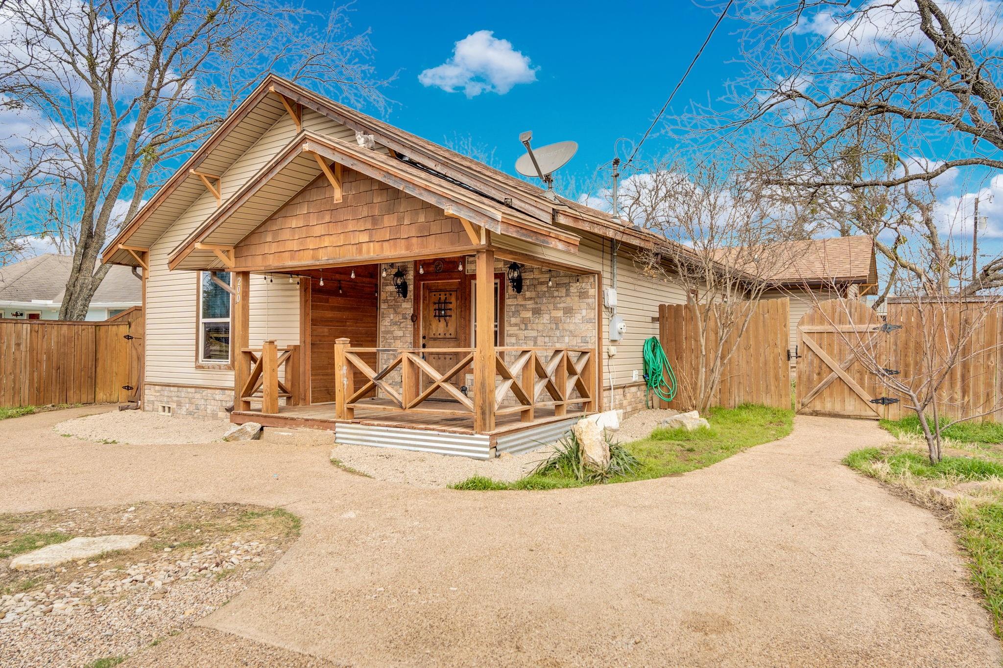 main property photo 1