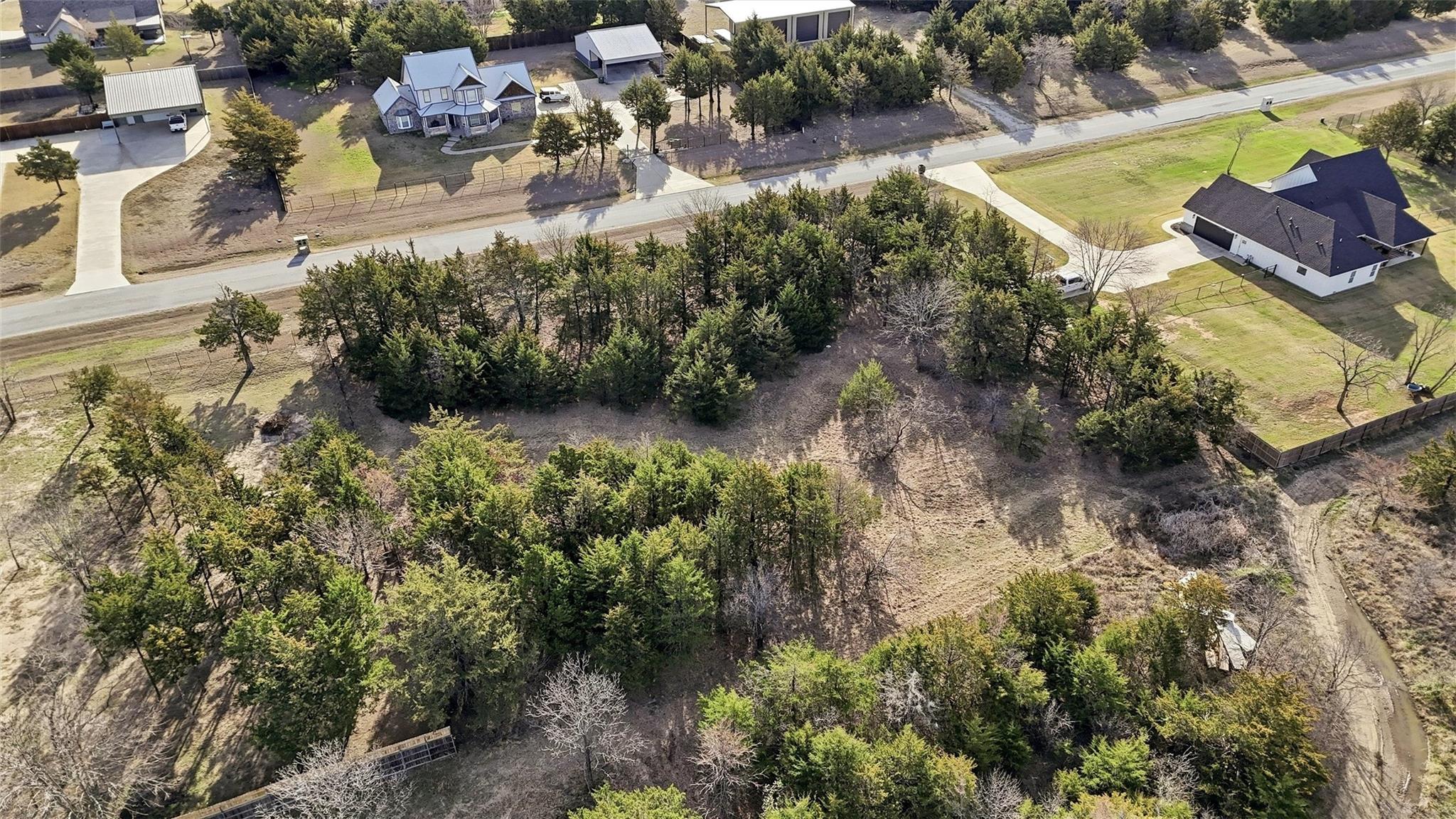 main property photo 12