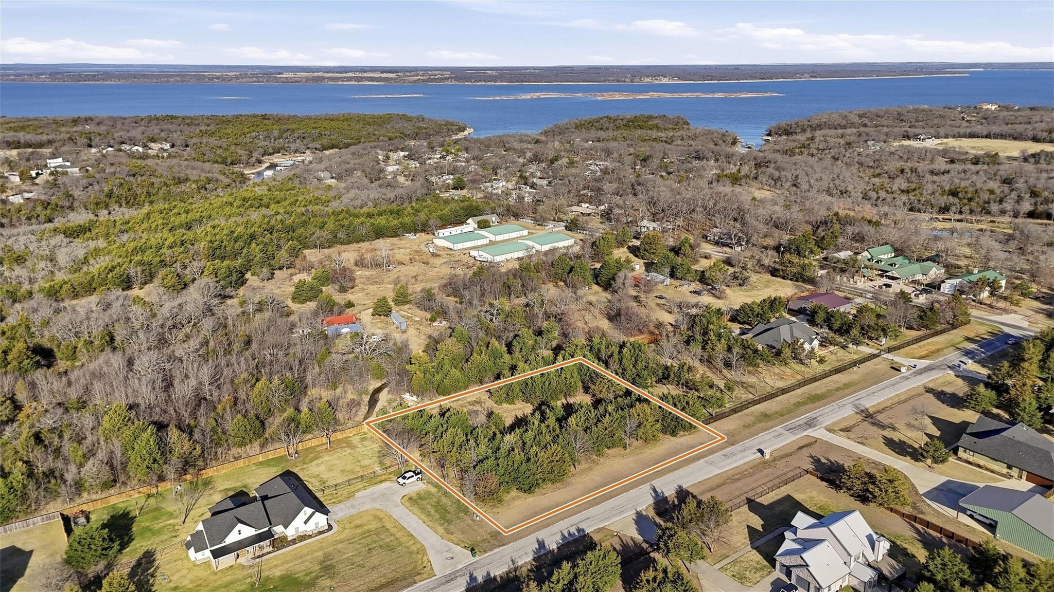 main property photo 4