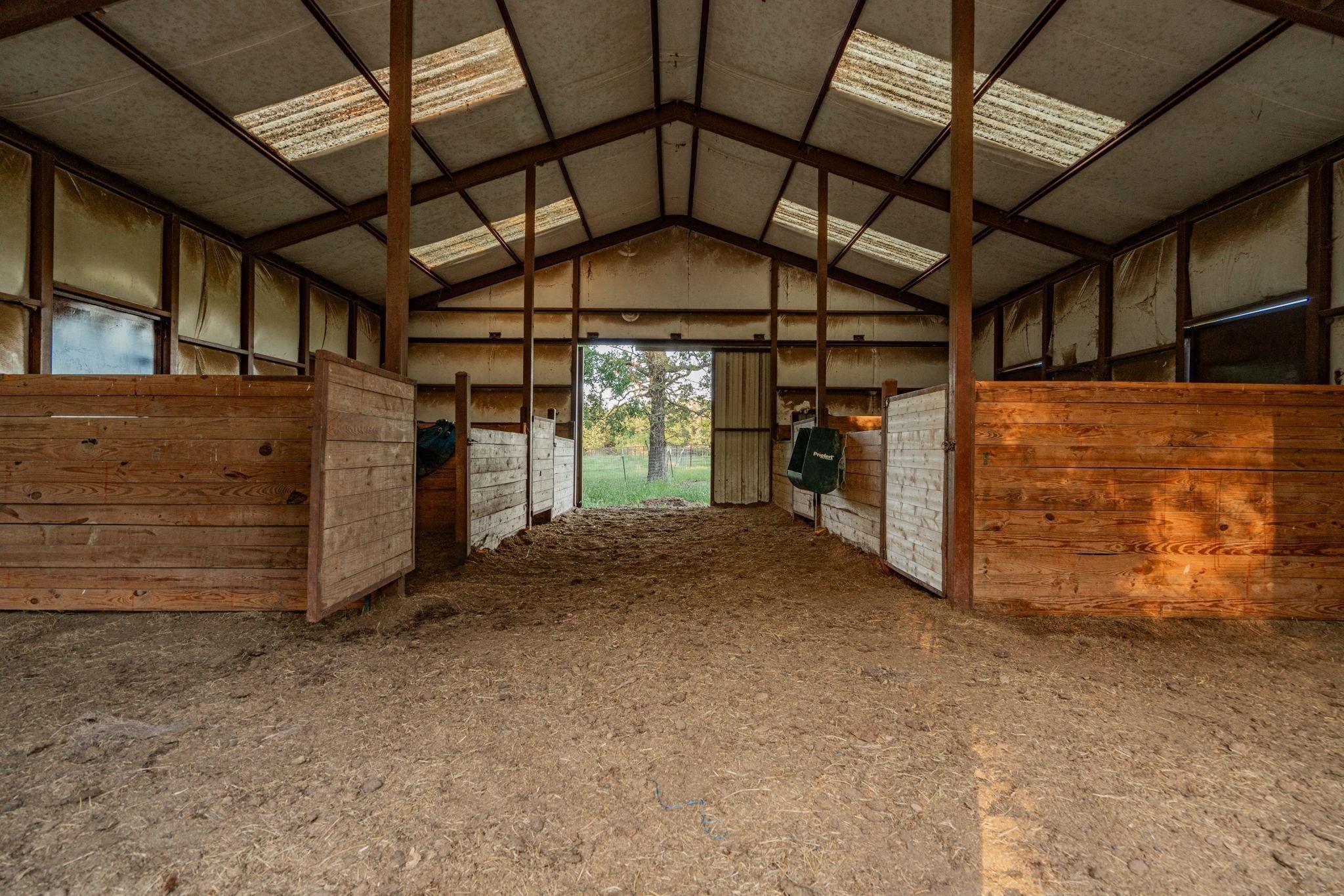 main property photo 29