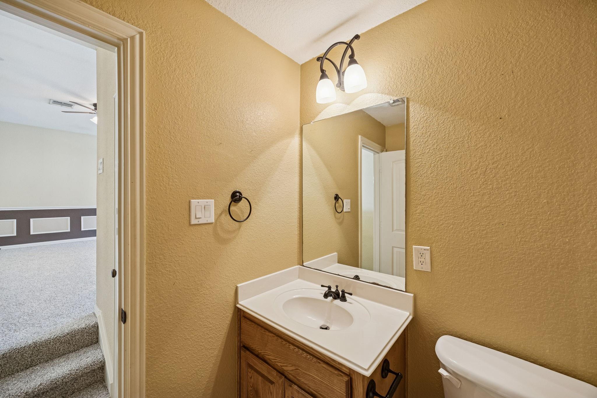 main property photo 23