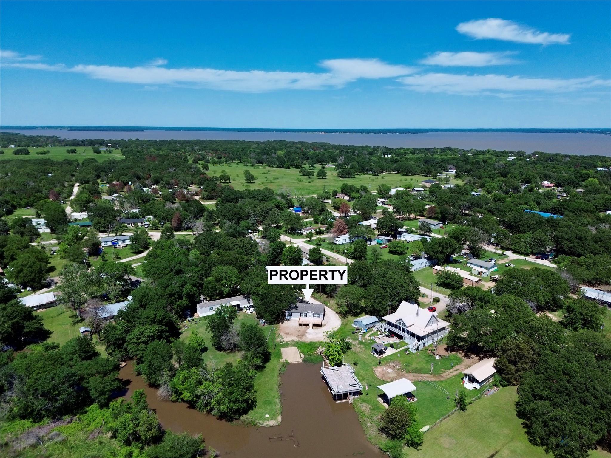 main property photo 5