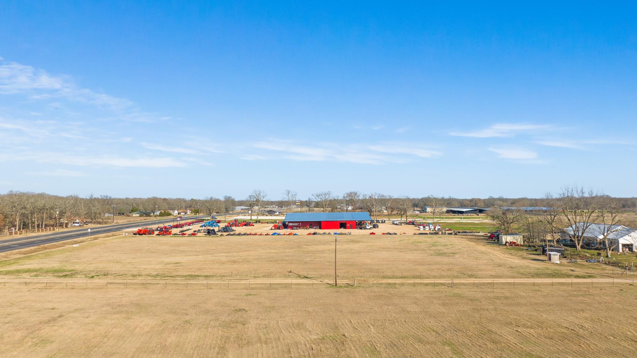 main property photo 9