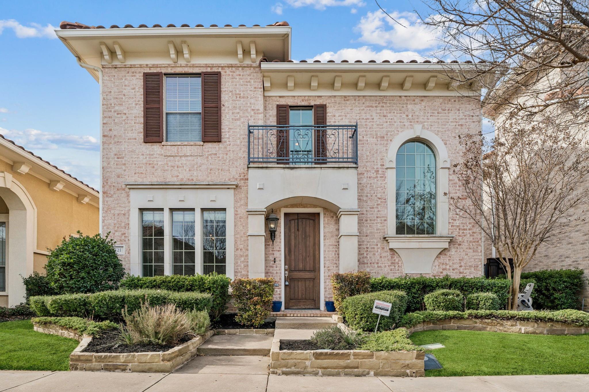 main property photo 1