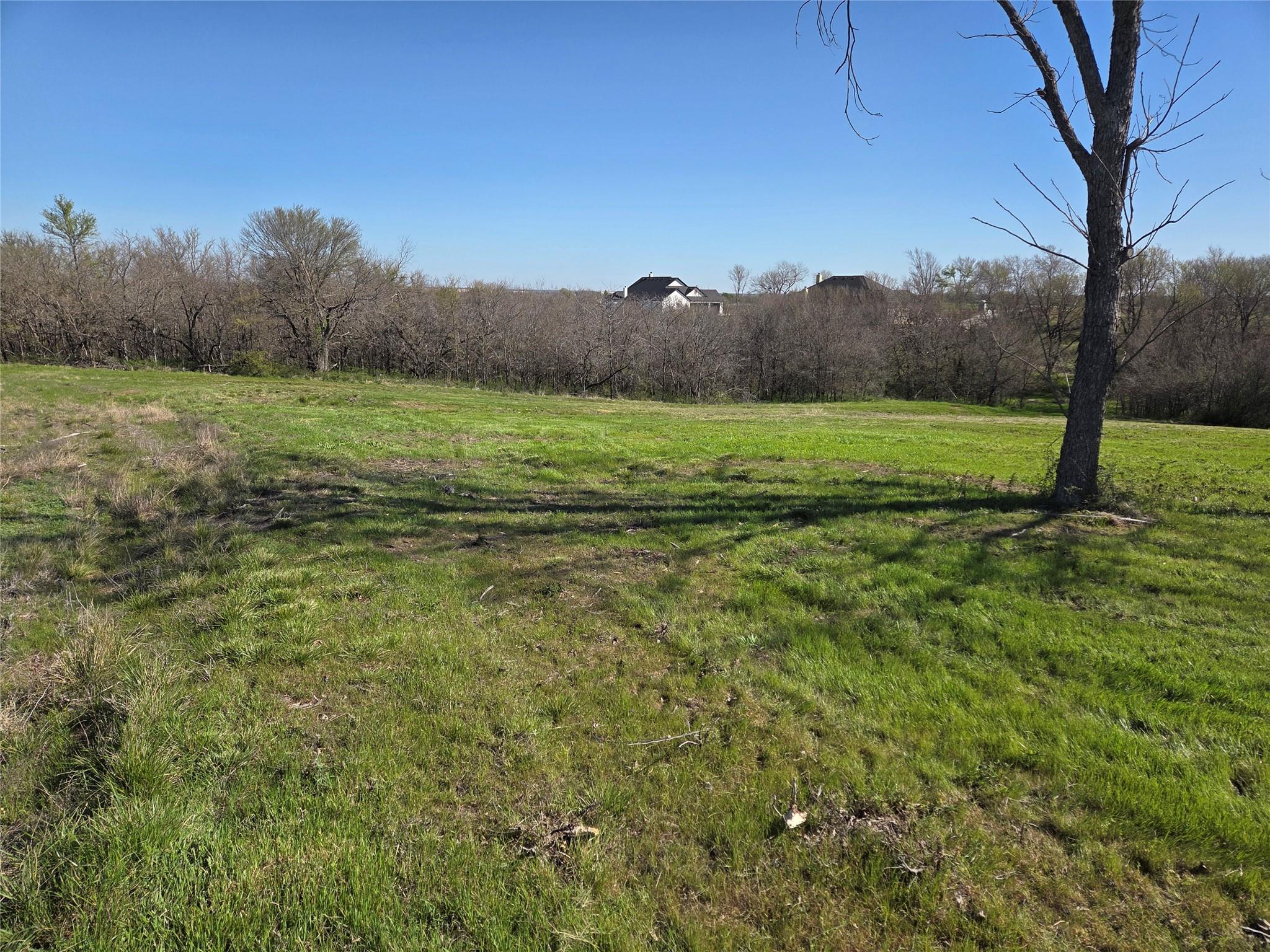 main property photo 27