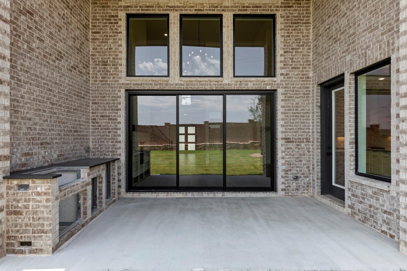 main property photo 24