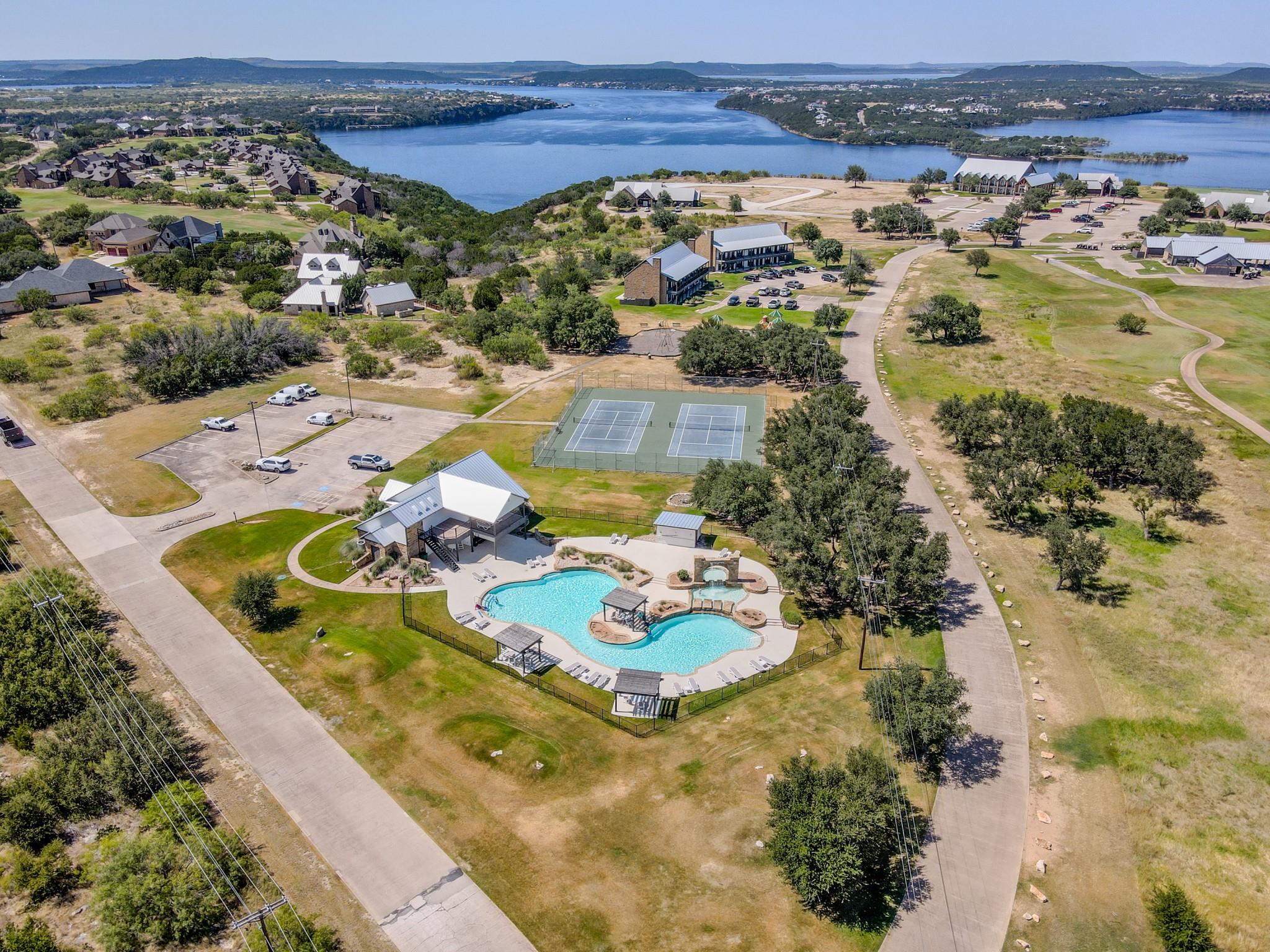 main property photo 26