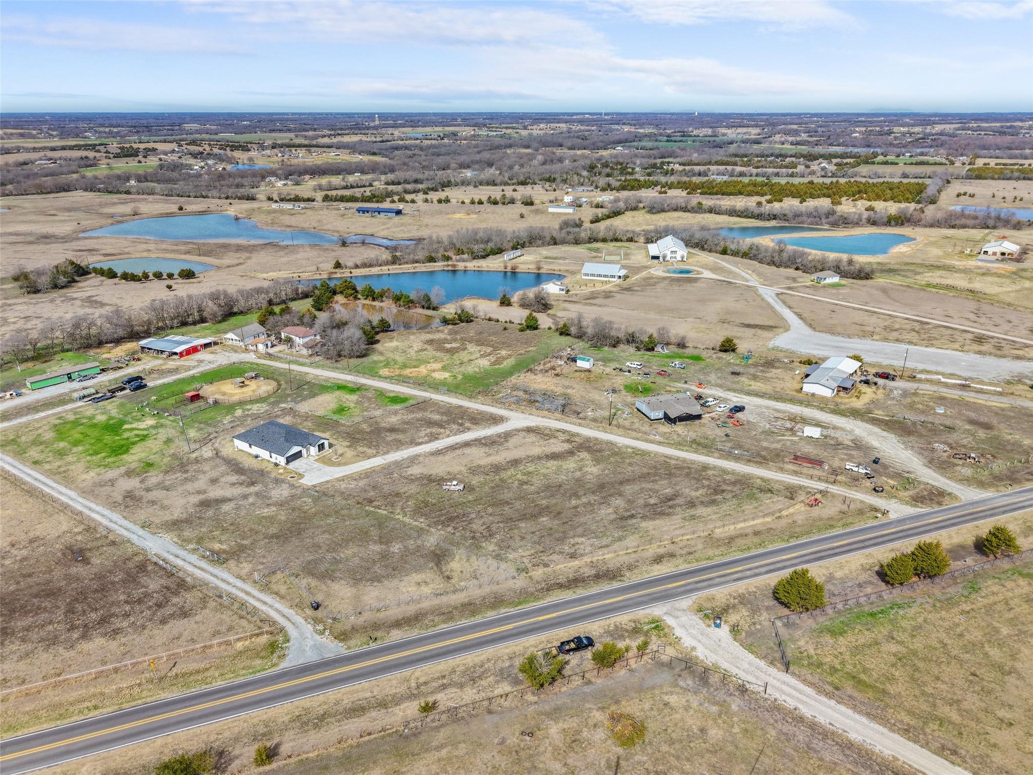 main property photo 32