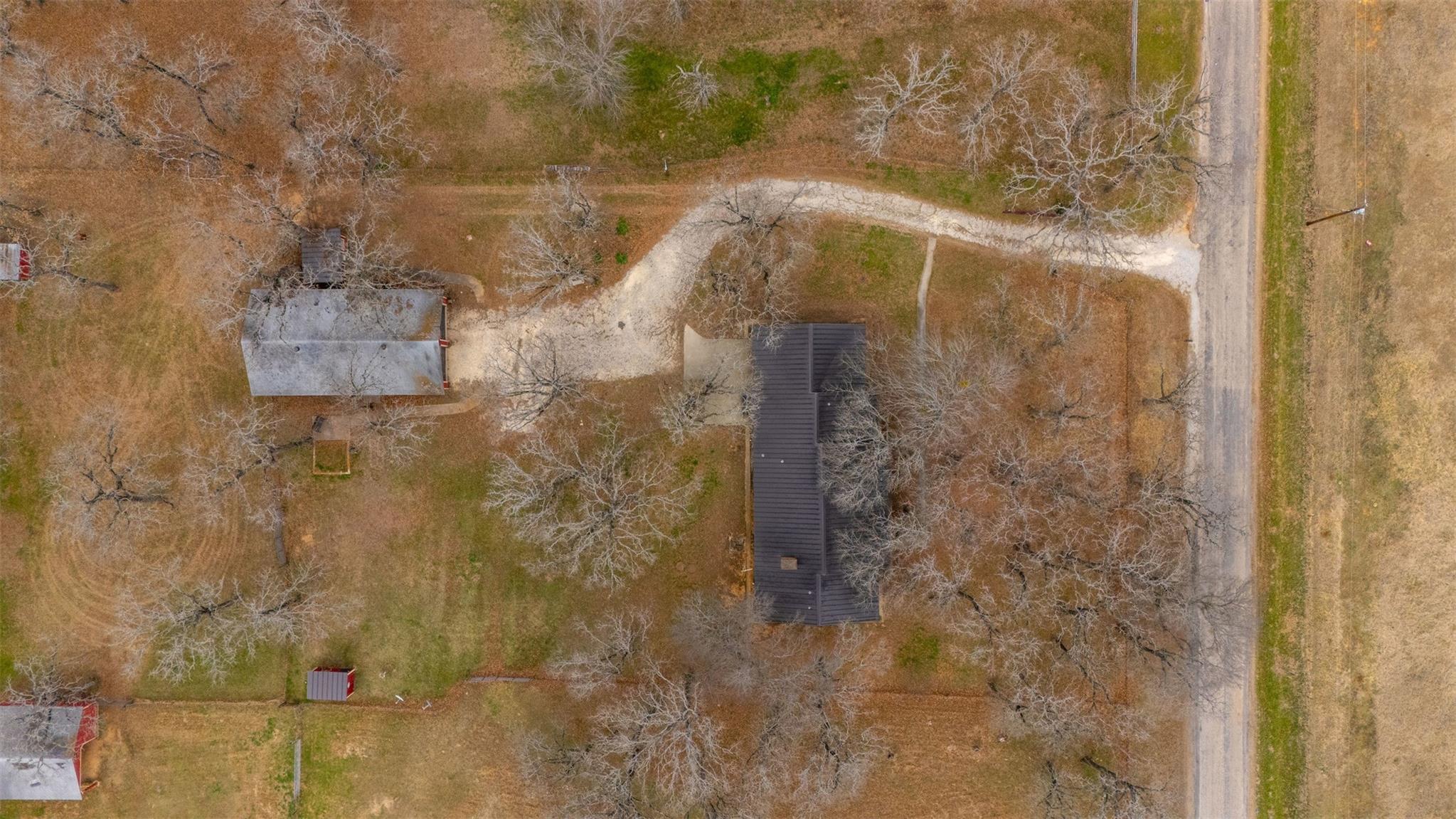 main property photo 36
