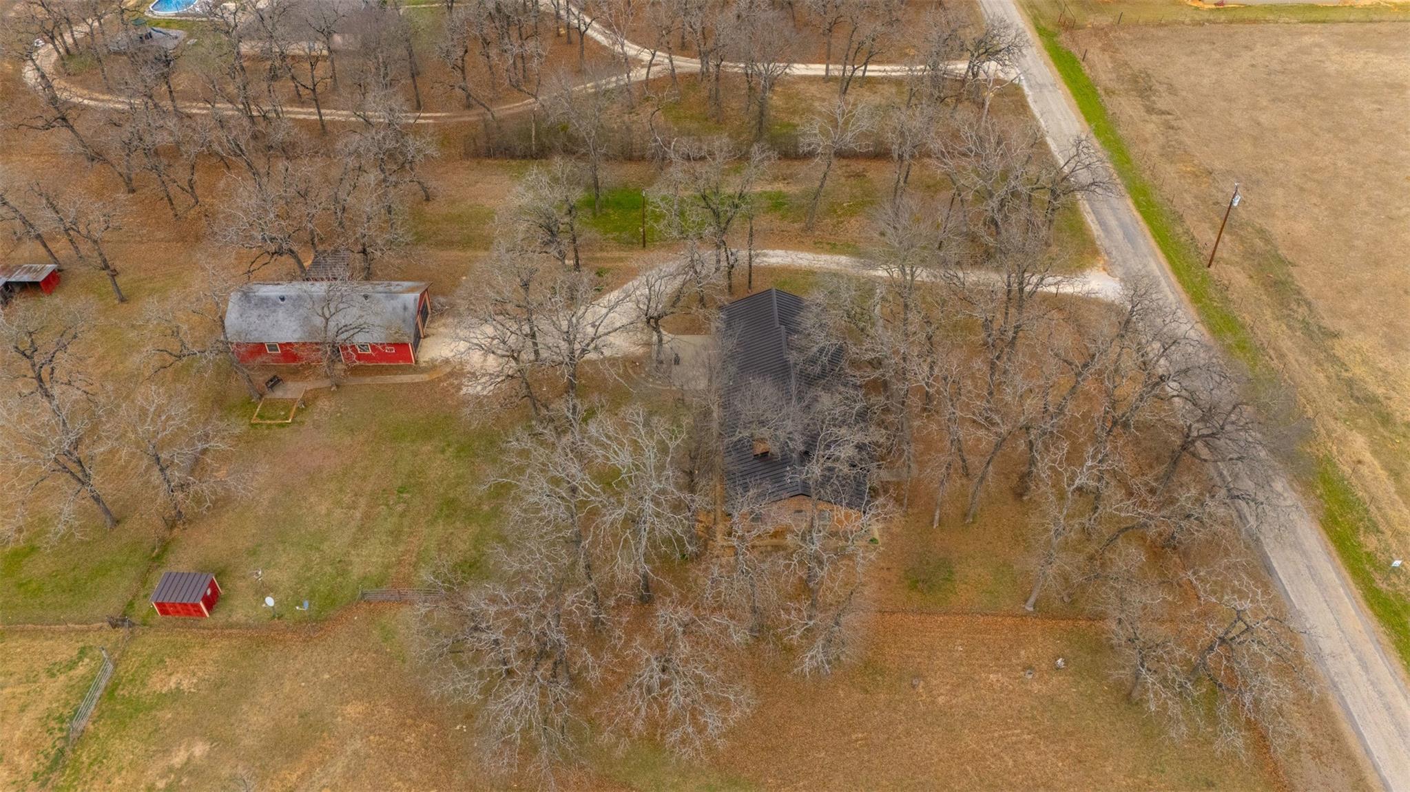 main property photo 5