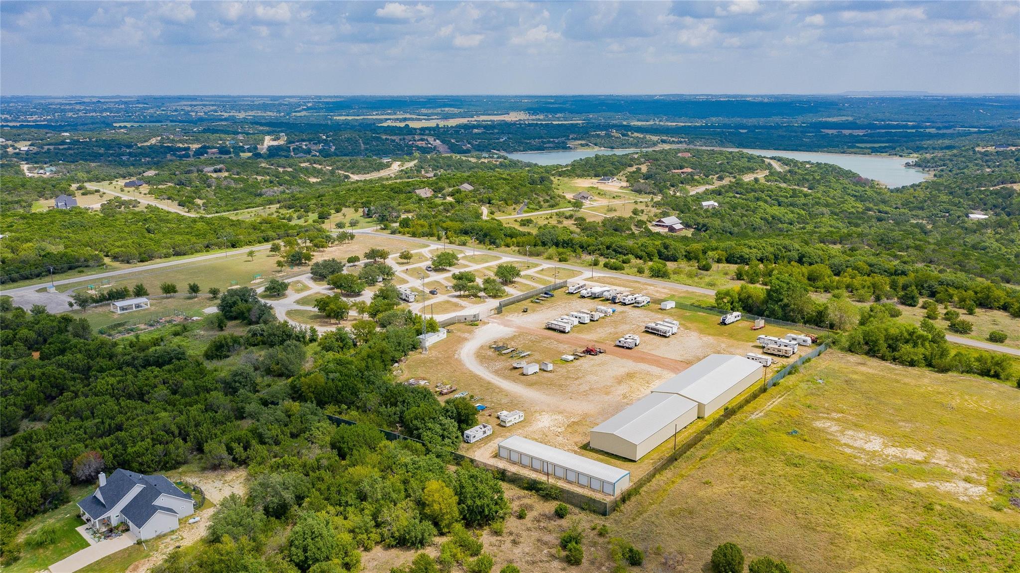 main property photo 24