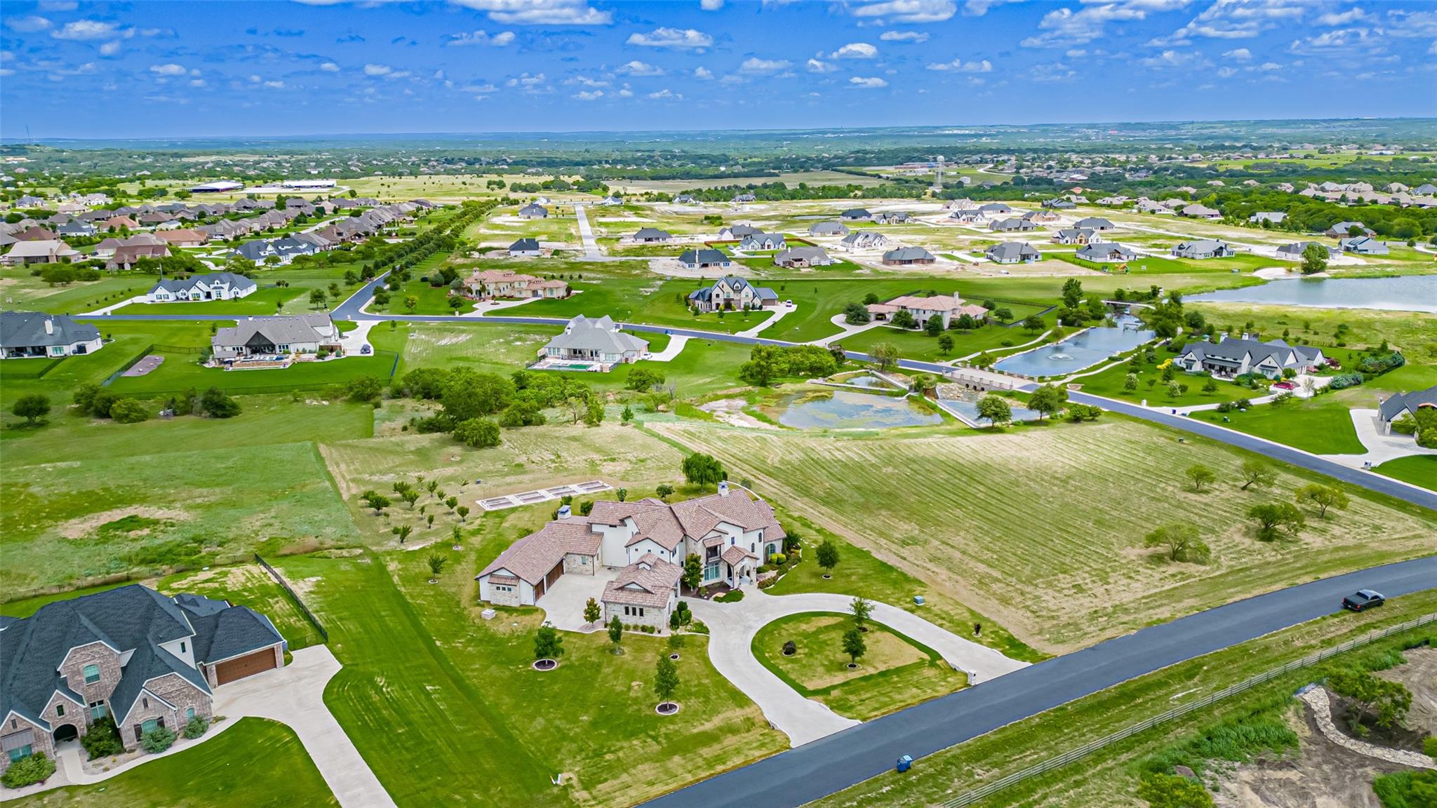 main property photo 38