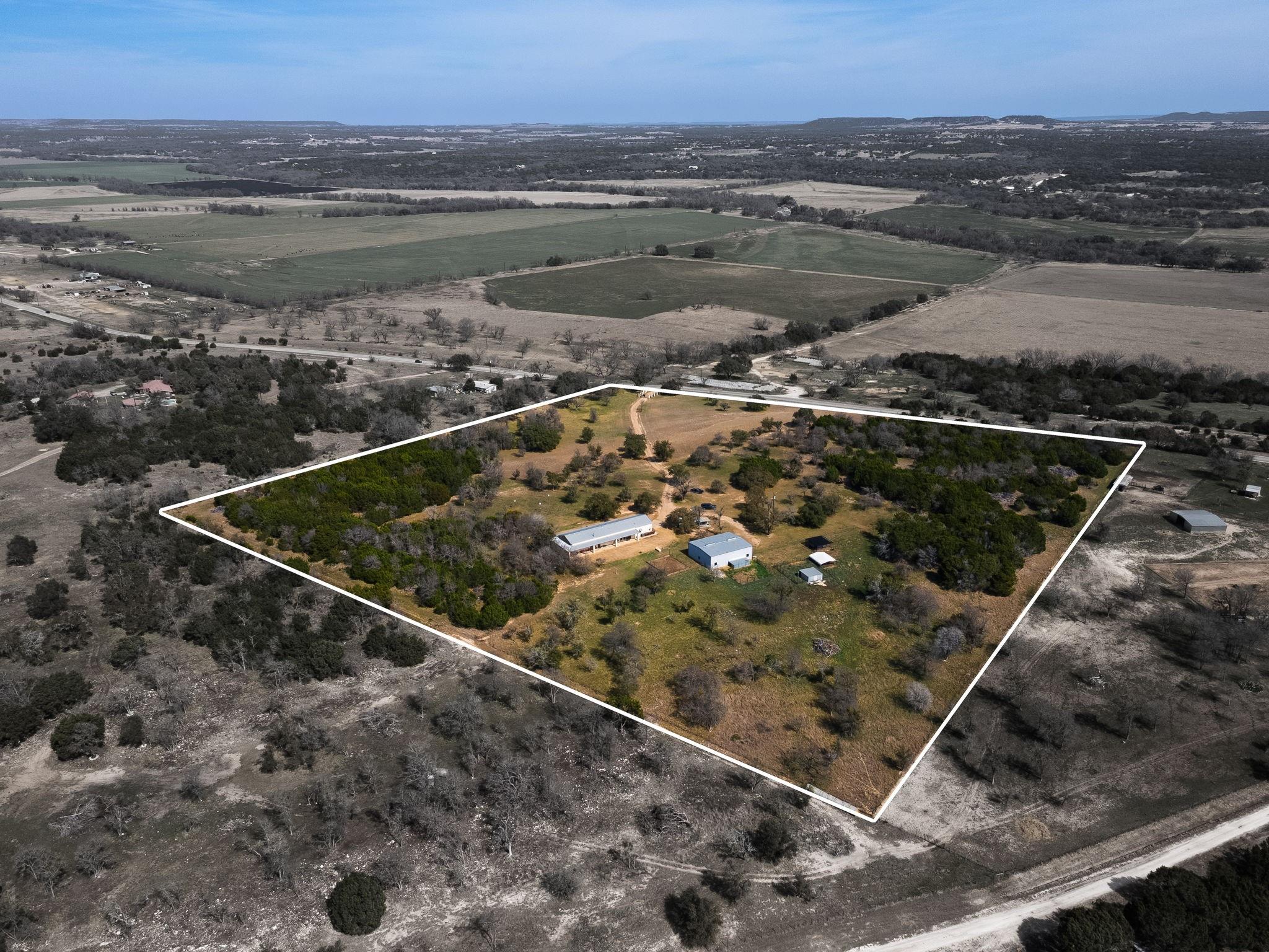 main property photo 29