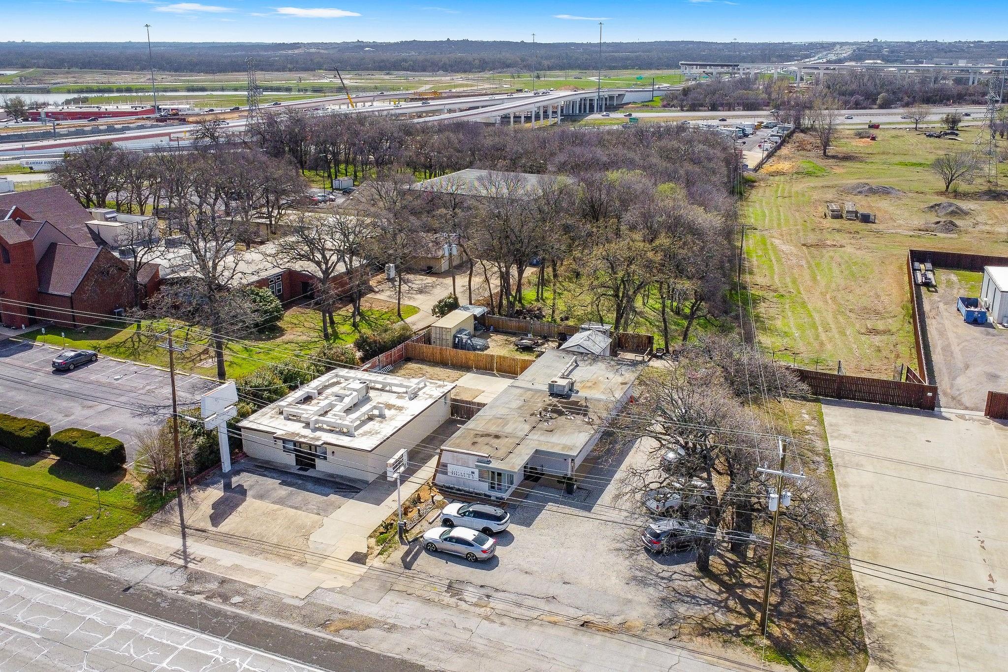 main property photo 12
