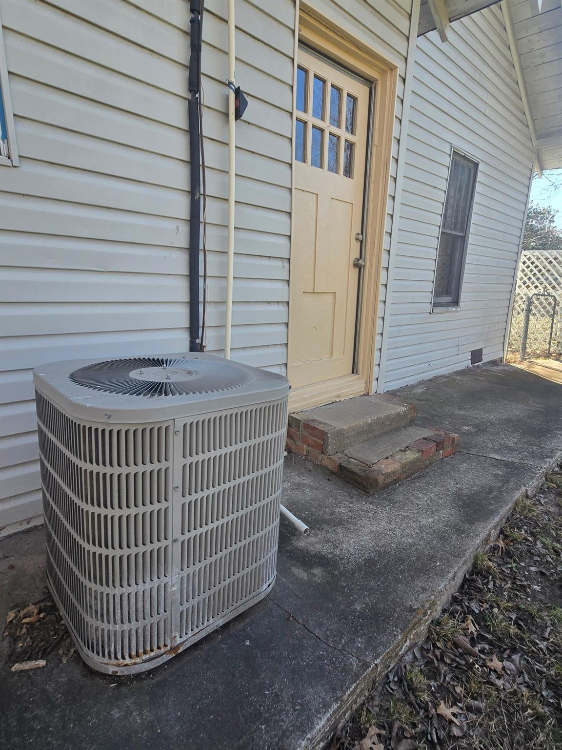 main property photo 25