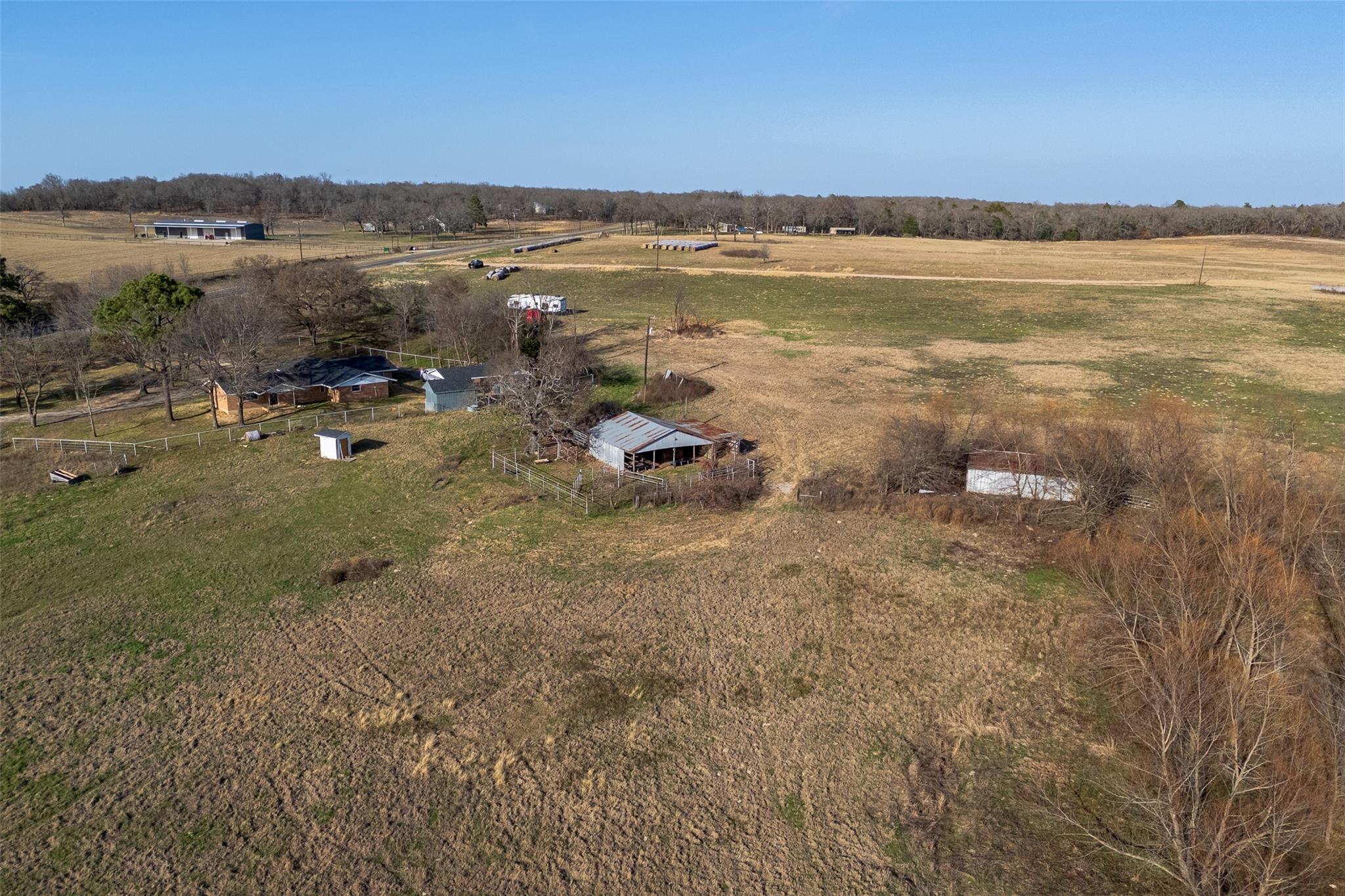 main property photo 22