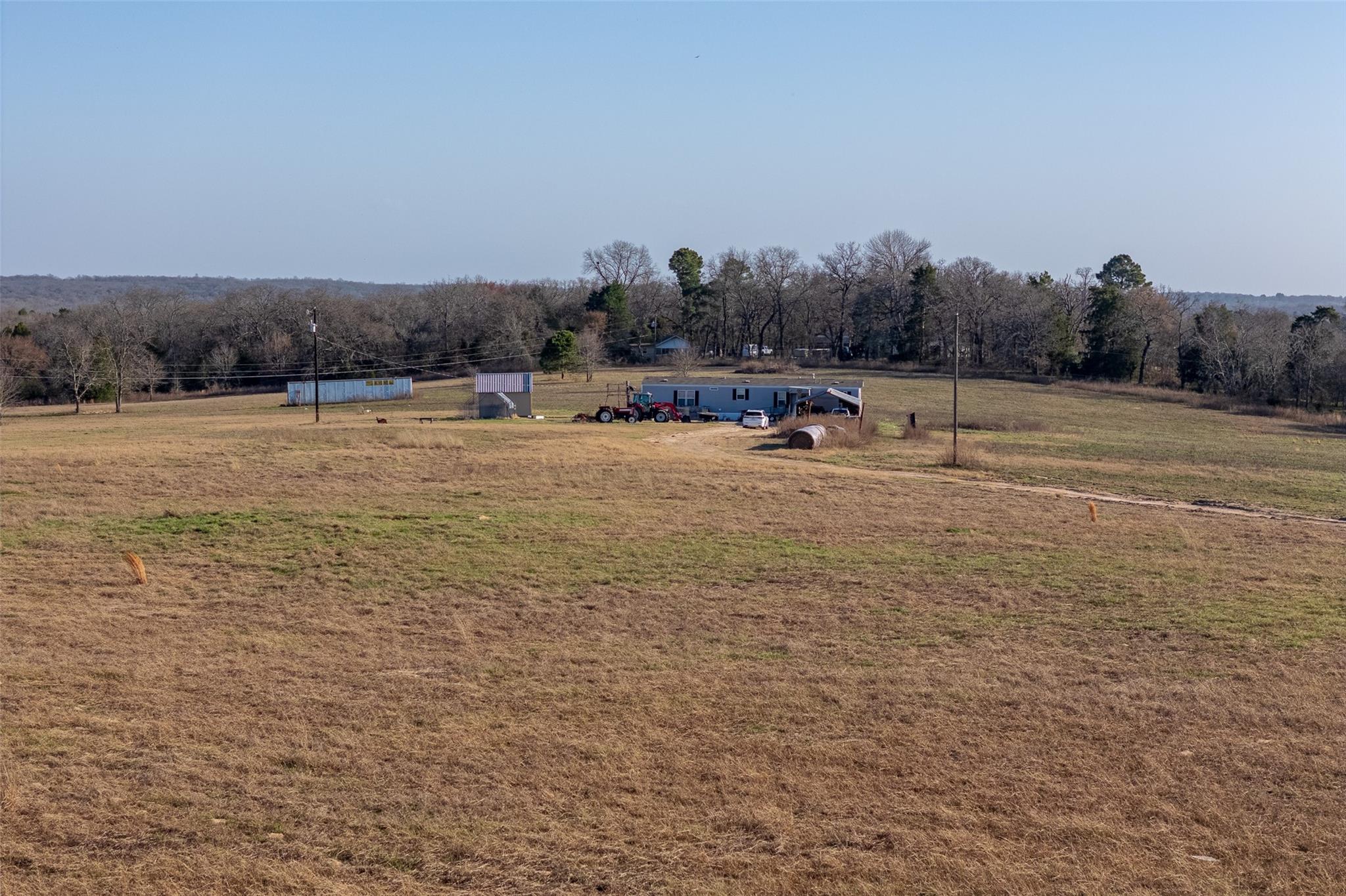main property photo 25