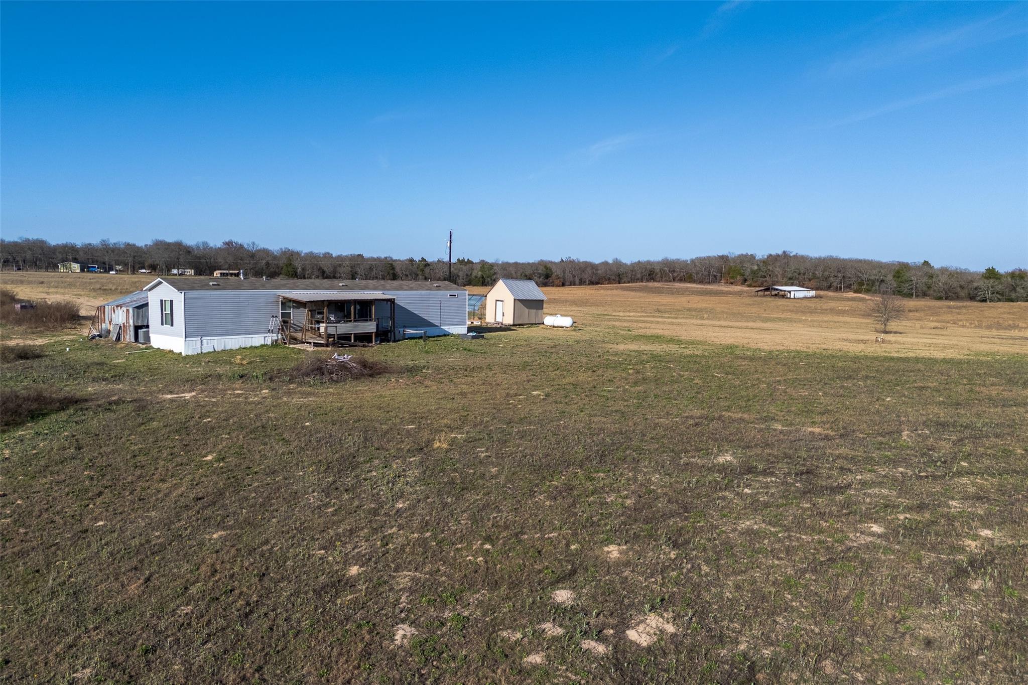 main property photo 26