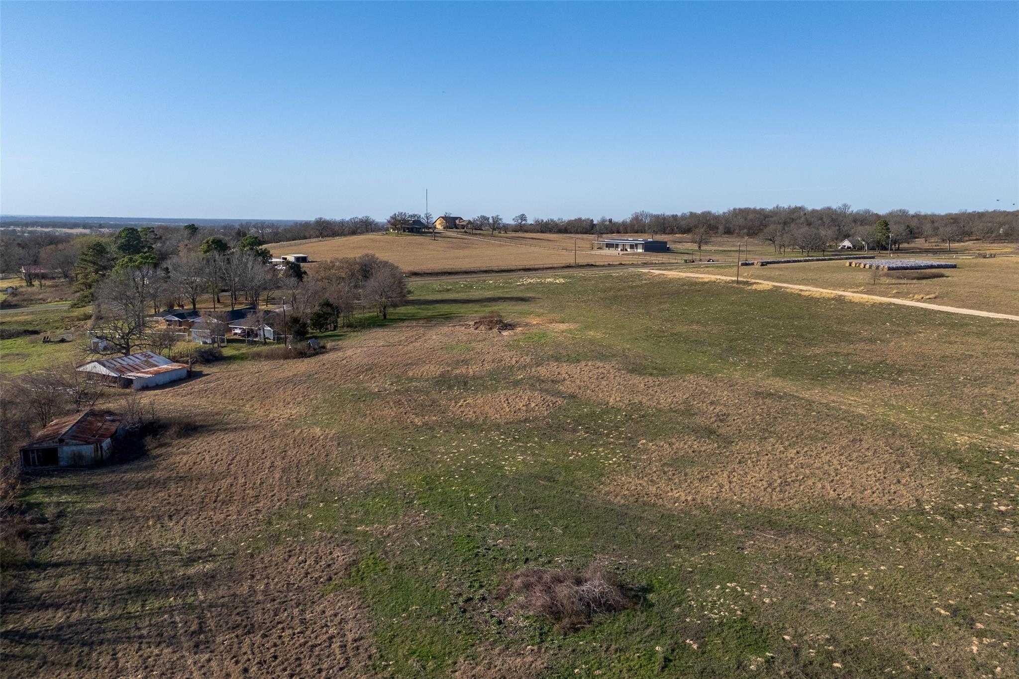 main property photo 35