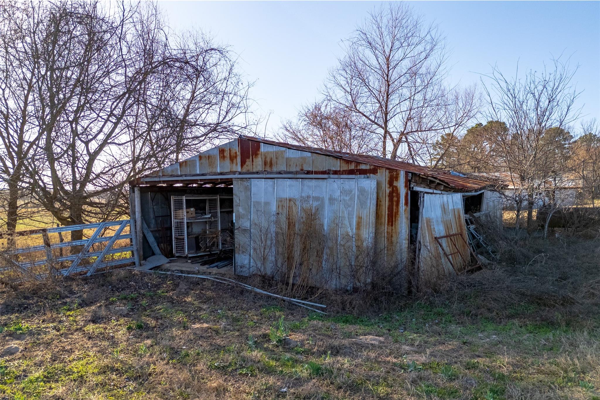 main property photo 36