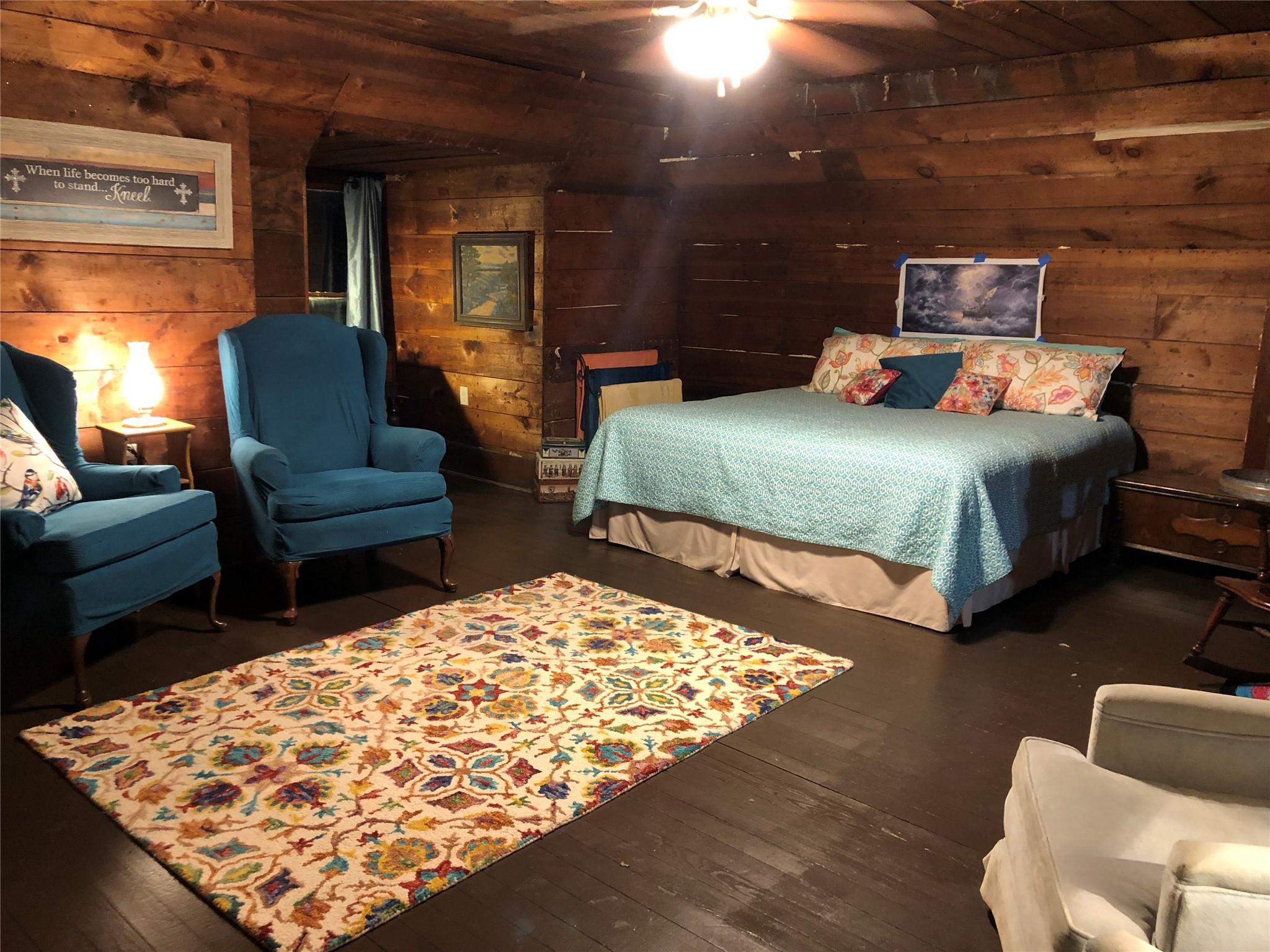main property photo 16