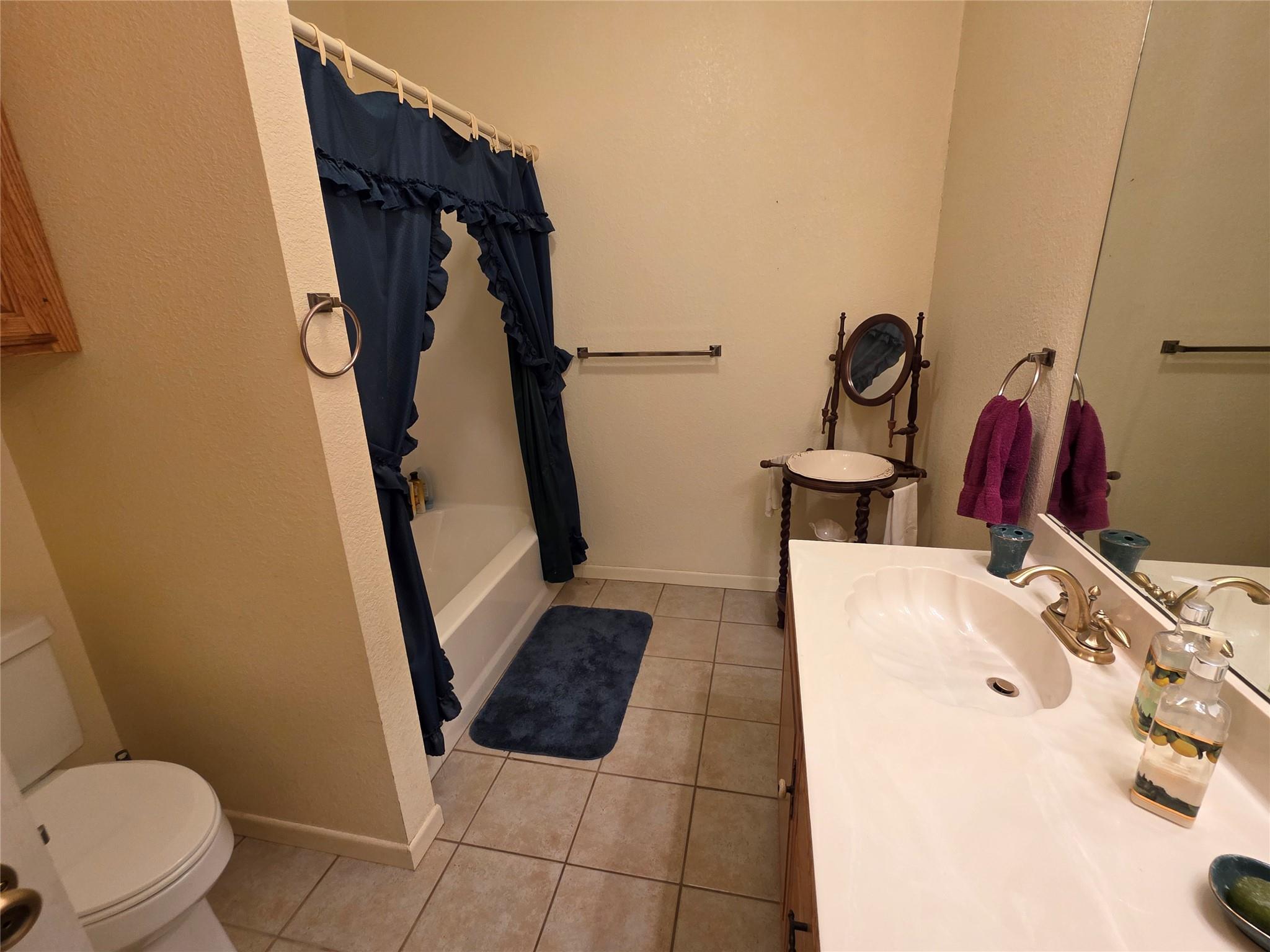 main property photo 8