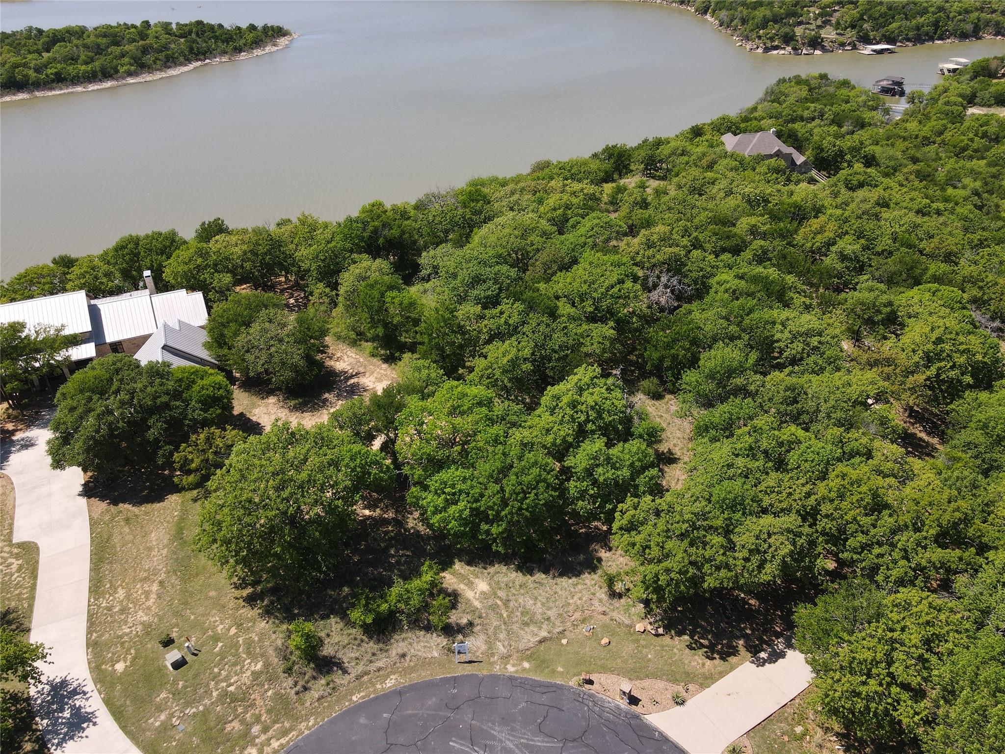 main property photo 4