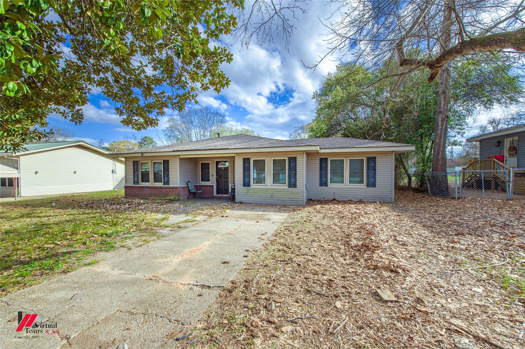 main property photo 28