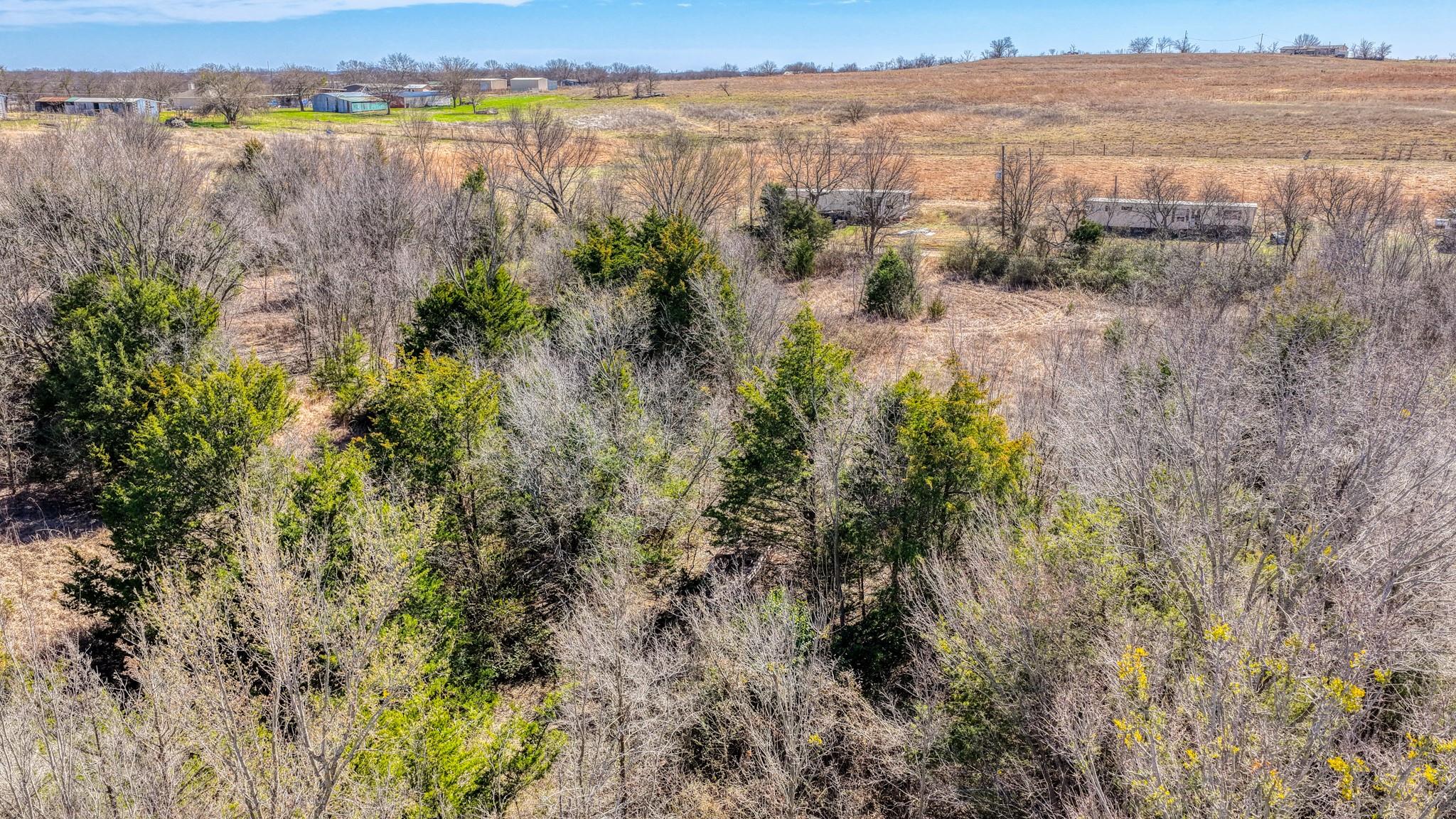 main property photo 16