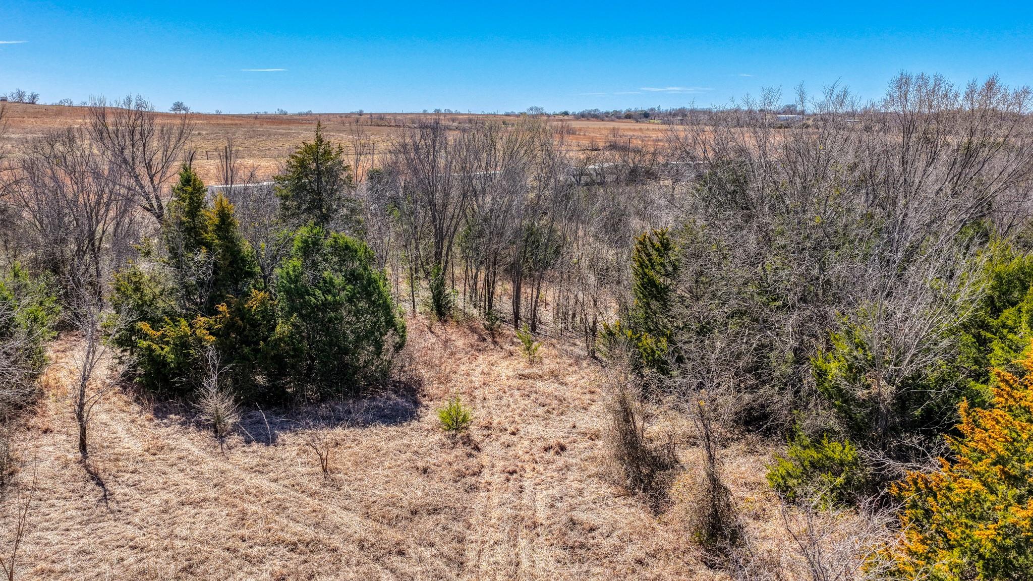 main property photo 6