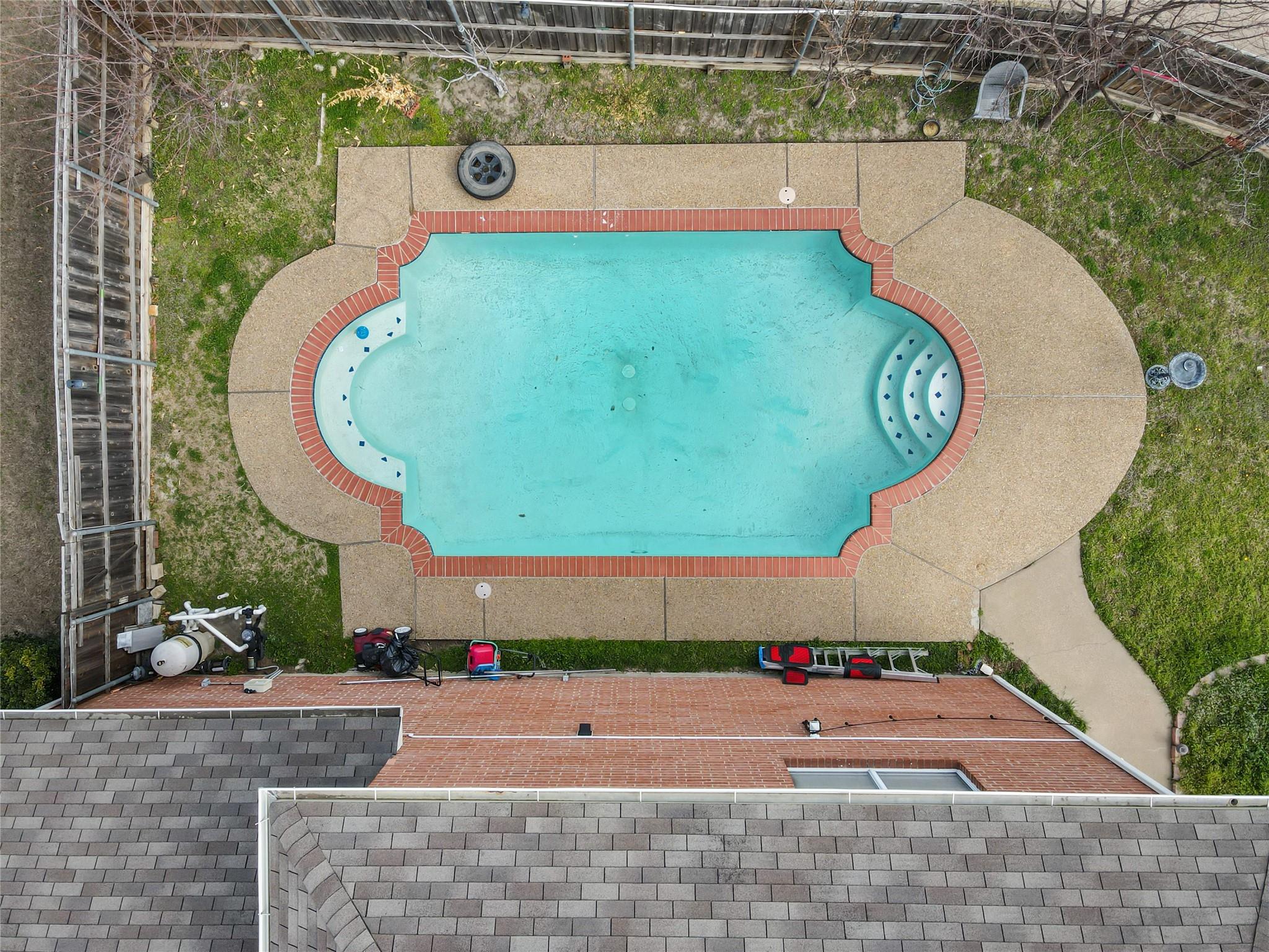 main property photo 6